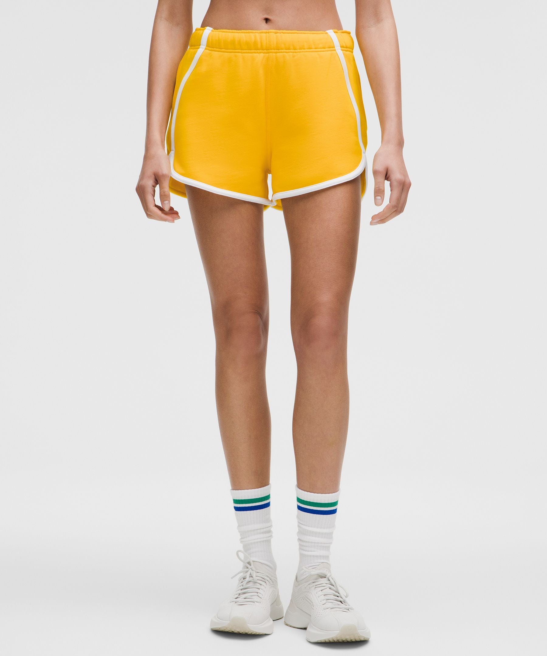 Lululemon Women's Scuba Mid-Rise Oversized Short 3" *Trim