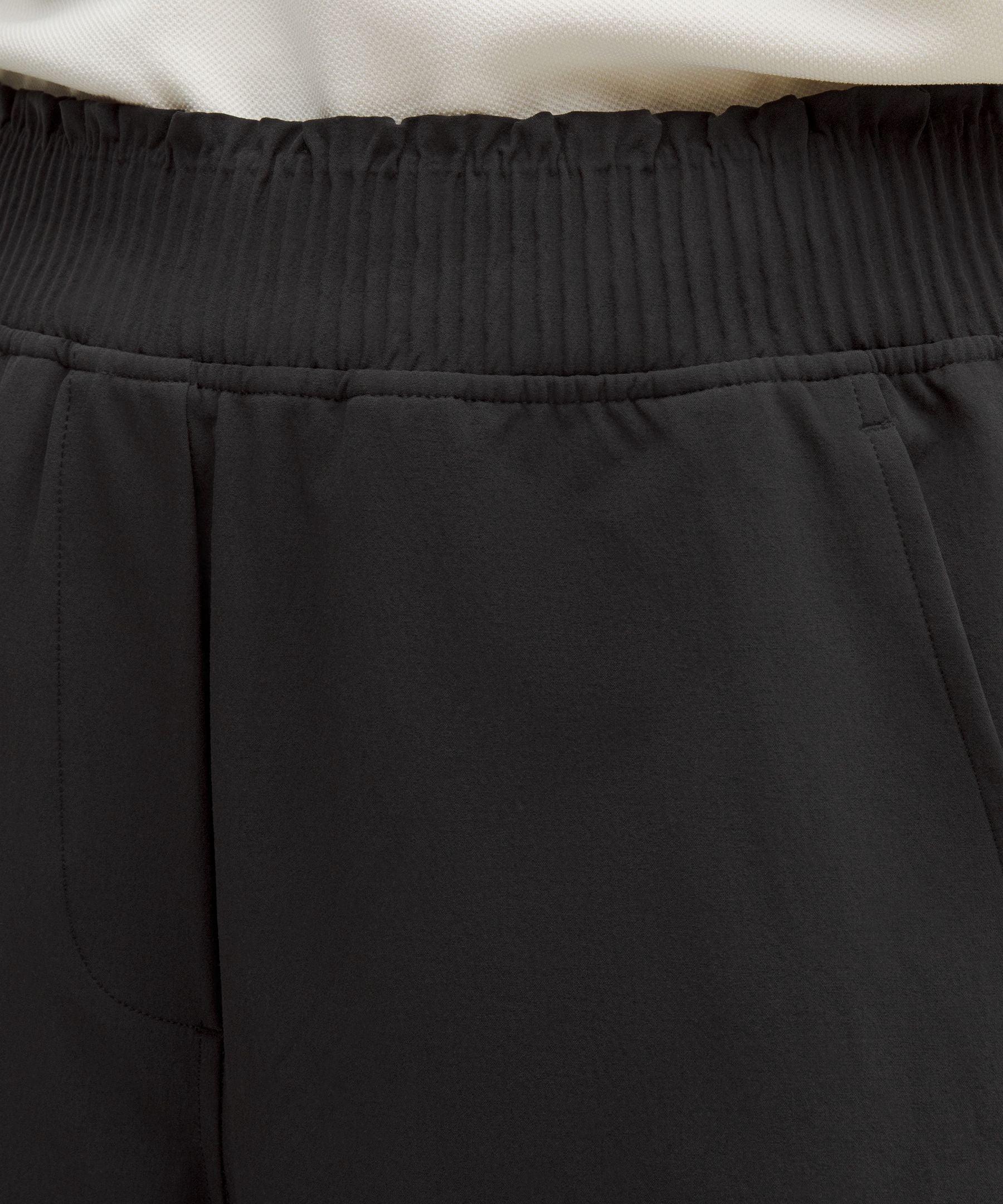 Lululemon Women's Stretch Woven Ruffle-Waist High-Rise Short 9"