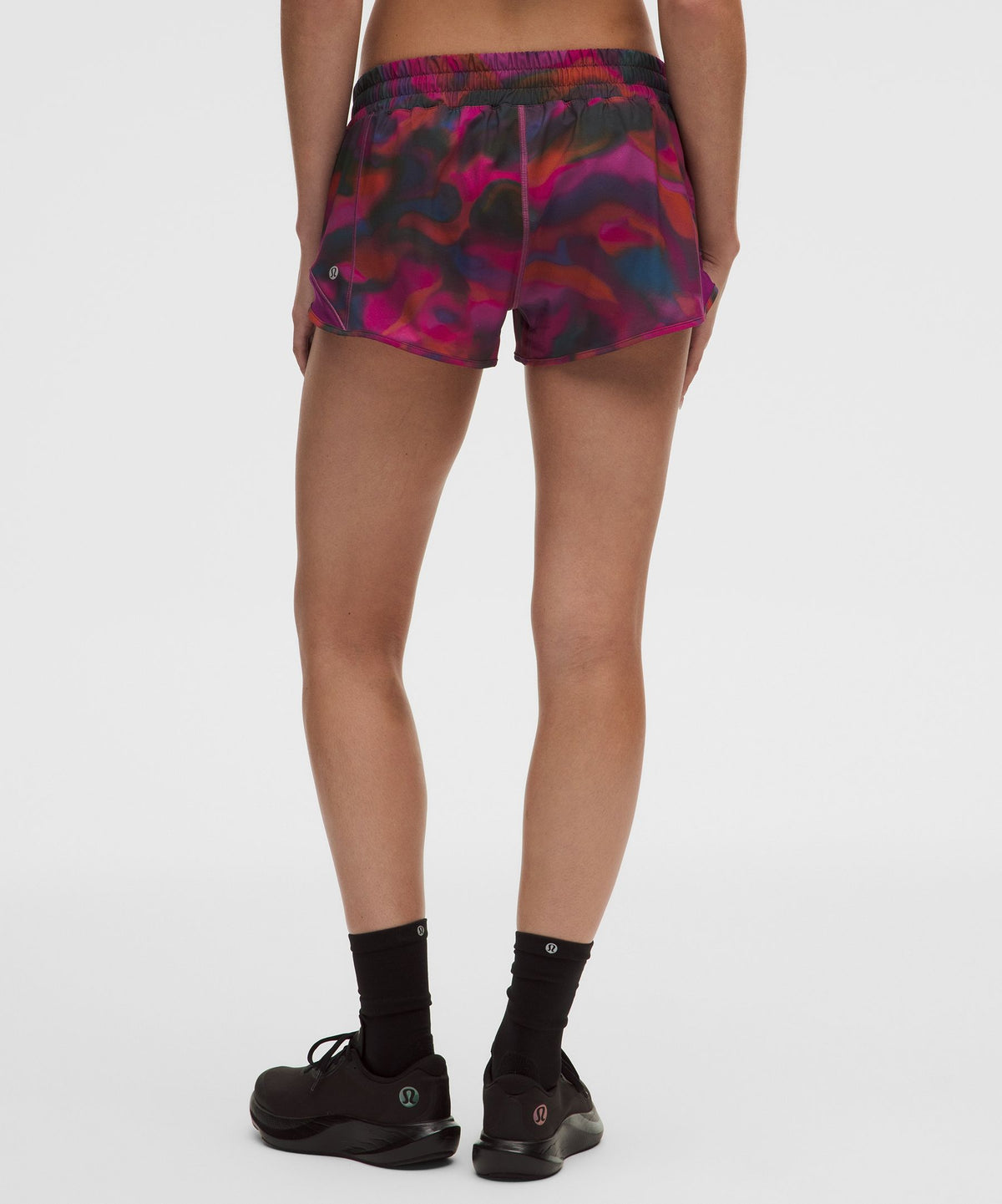 Lululemon Women's Hotty Hot Low-Rise Lined Short 2.5"