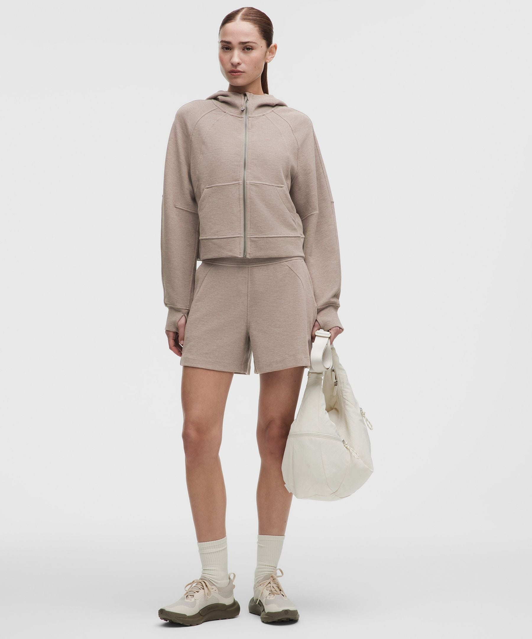 #color_heathered-warm-ash-grey