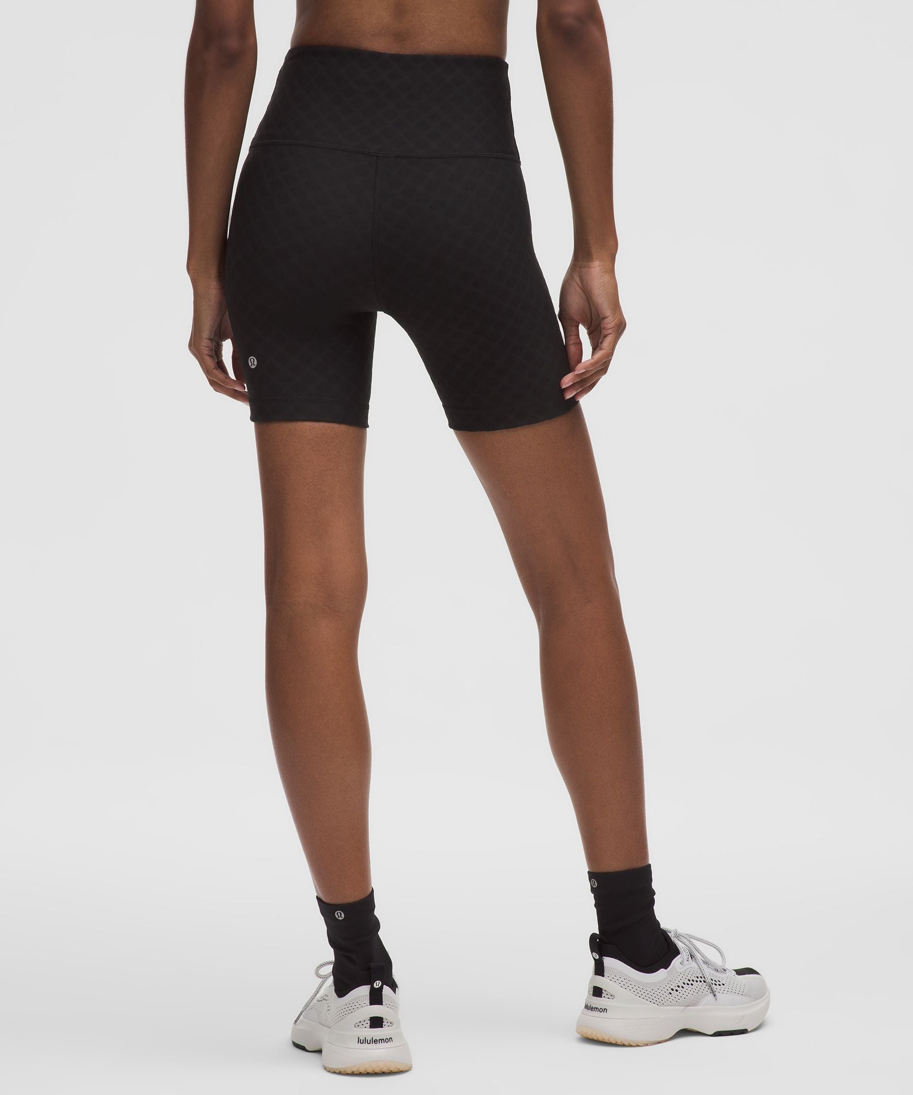 Lululemon Women's 3D Jacquard Diamond Train High-Rise Short 6"