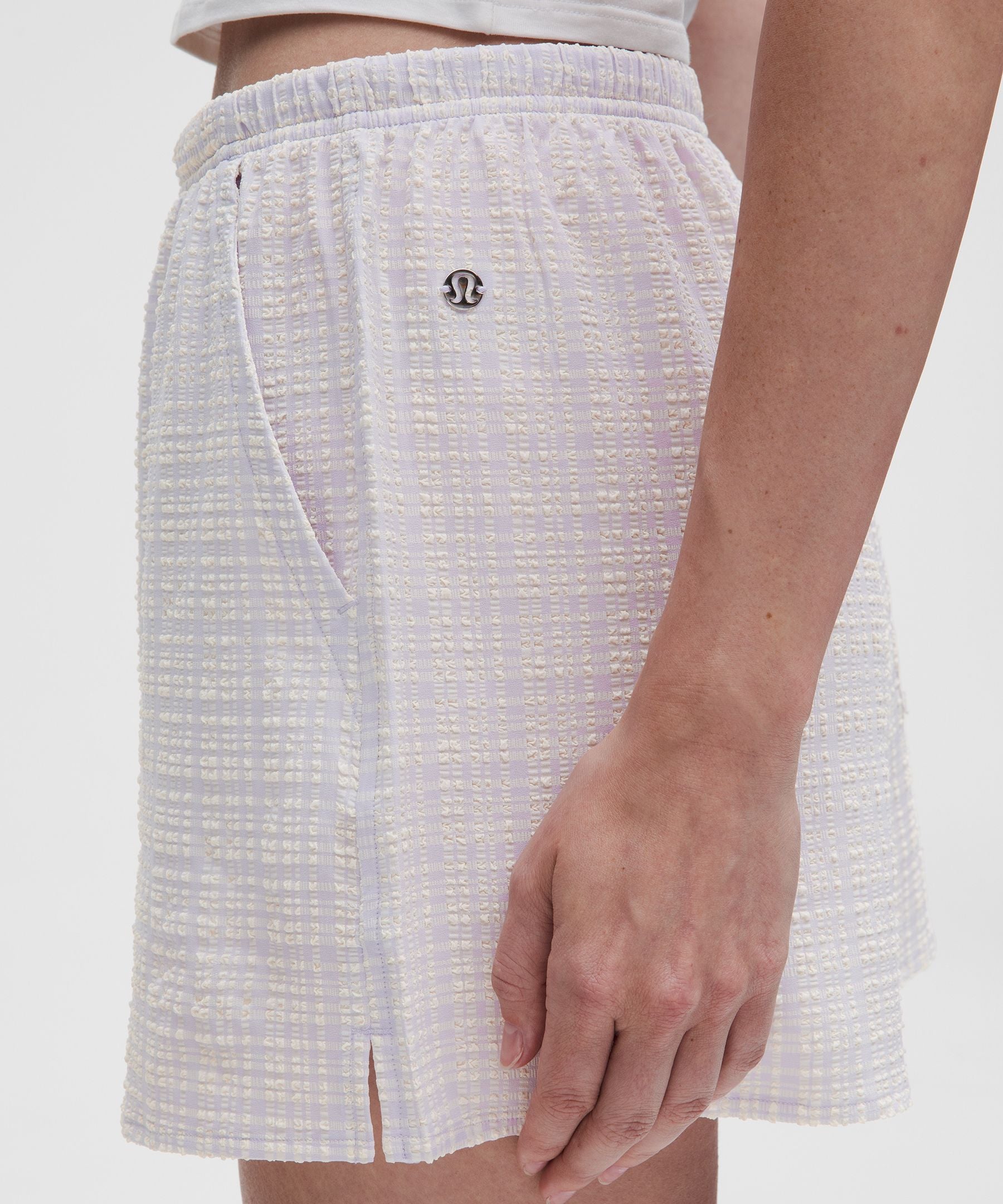 Lululemon Women's Seersucker Check Mid-Rise Pull-On Short 3"