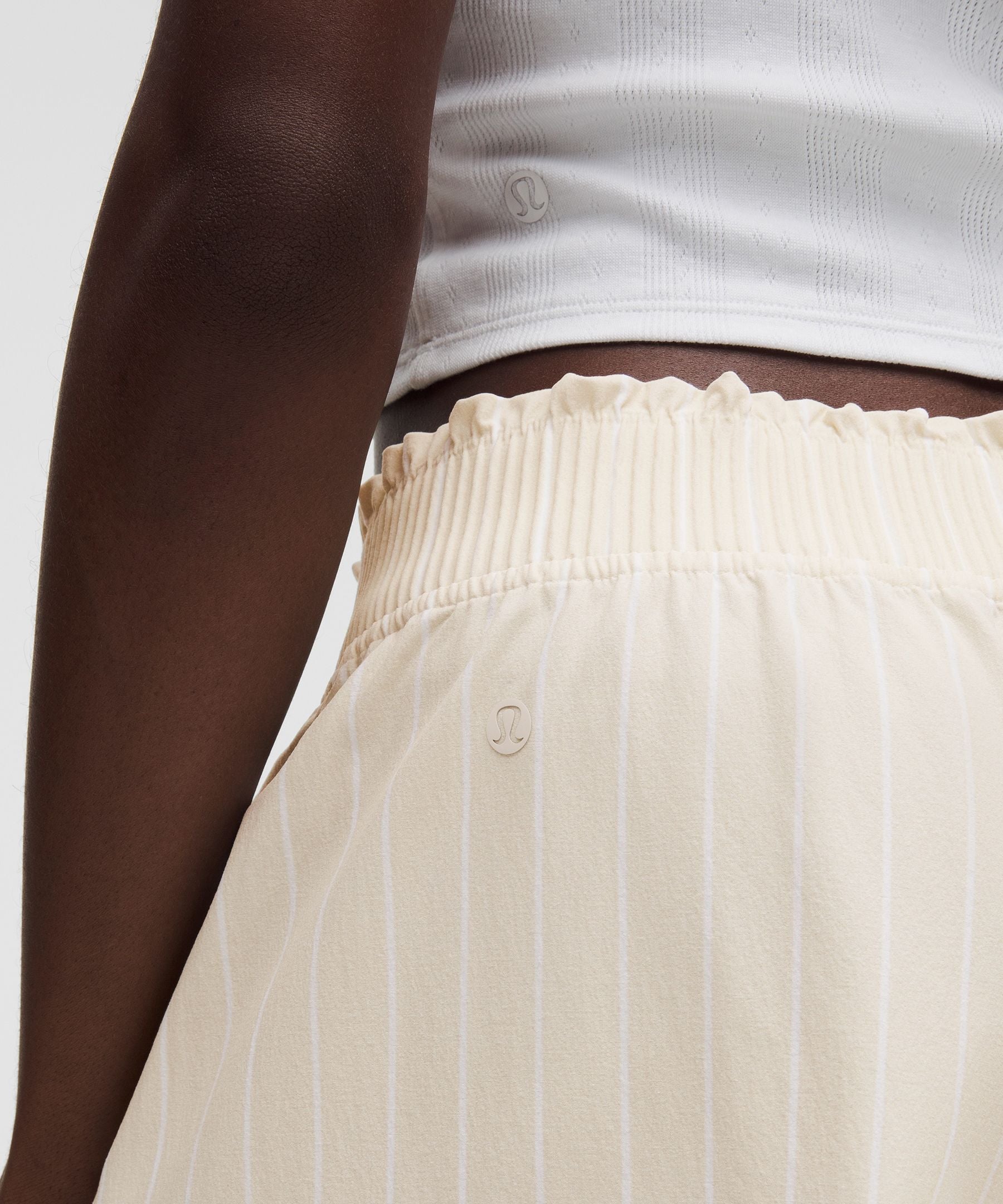 Lululemon Women's Stretch Woven Ruffle-Waist High-Rise Short 9"