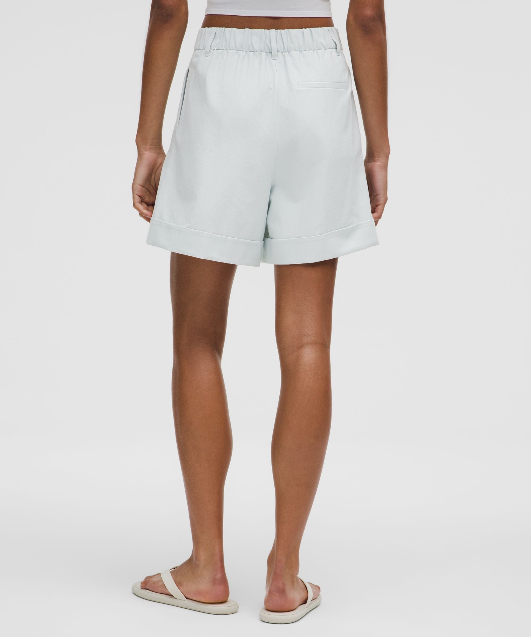 Lululemon Women's LuluLinen High-Rise Short 6"
