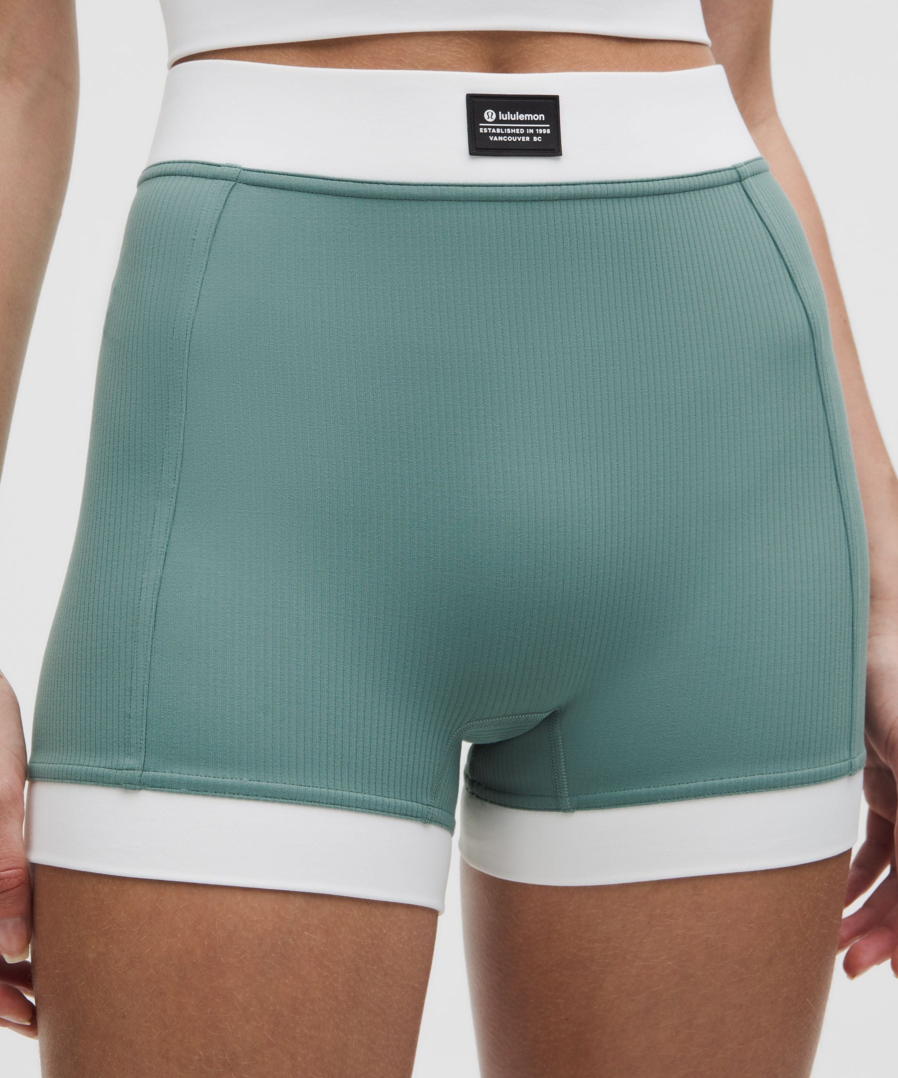 Lululemon Women's Ribbed Nulu High-Rise Short 3.5"