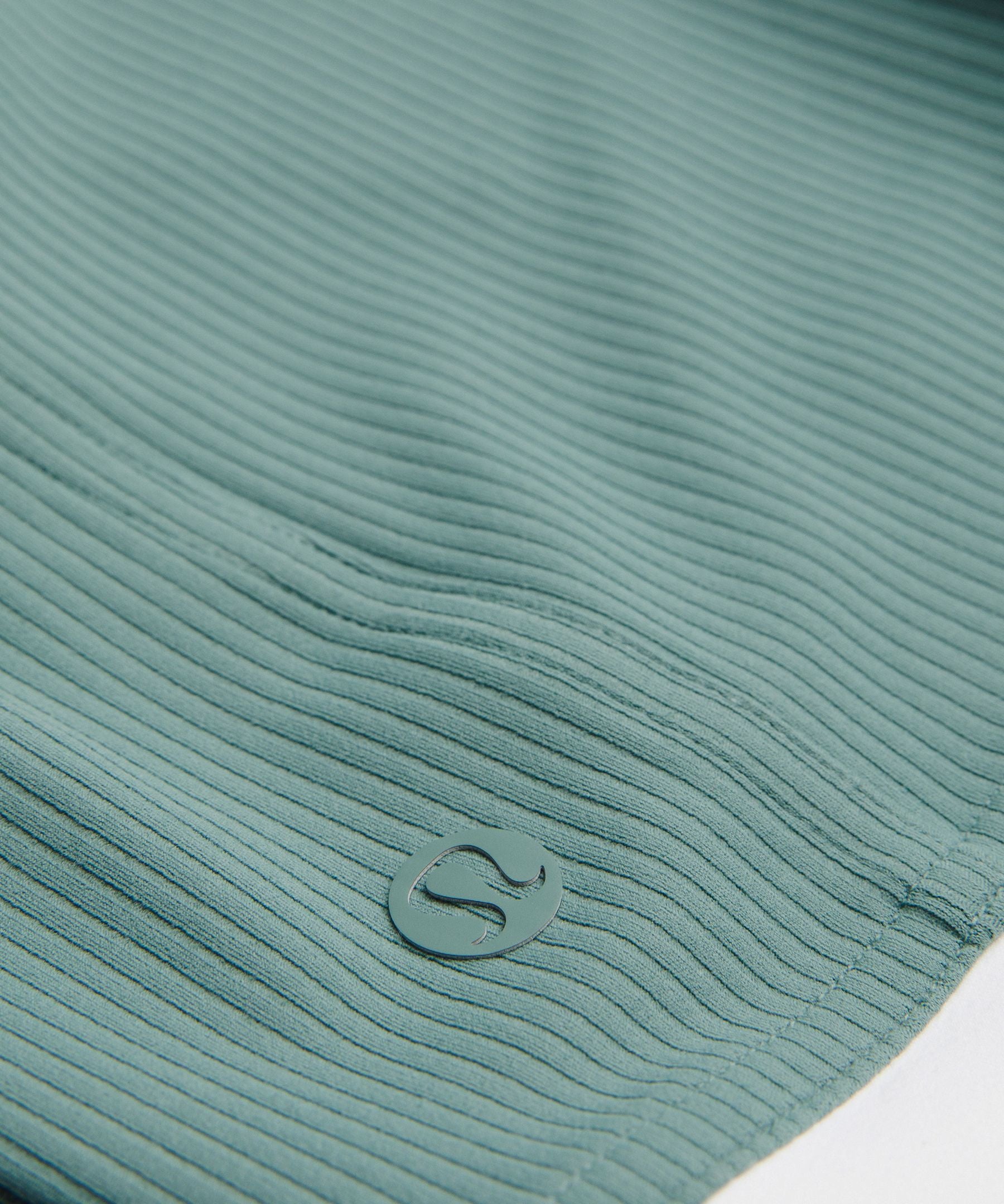 Lululemon Women's Ribbed Nulu High-Rise Short 3.5"