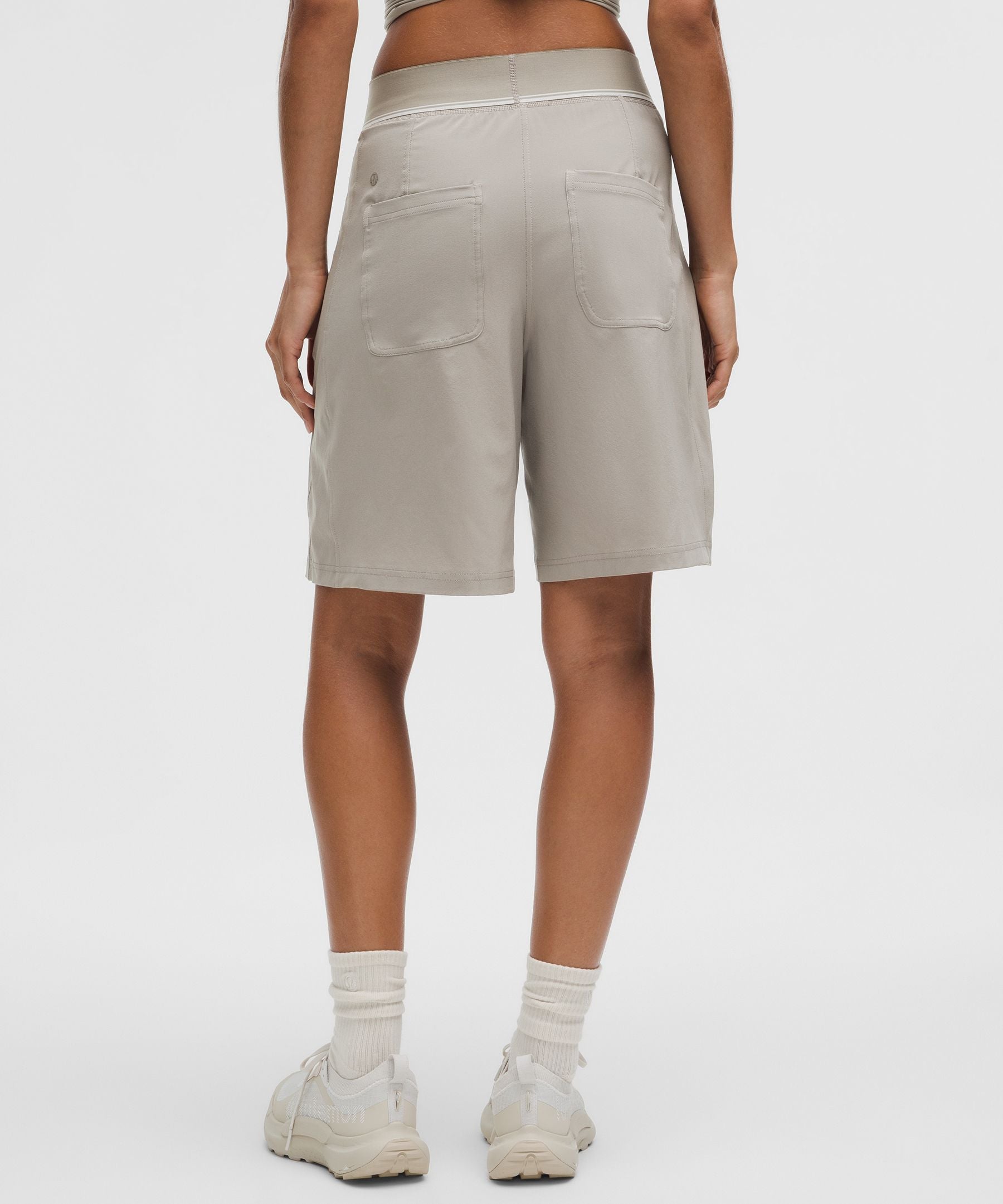 Lululemon Women's Swift Relaxed Short 9" *Logo Waistband