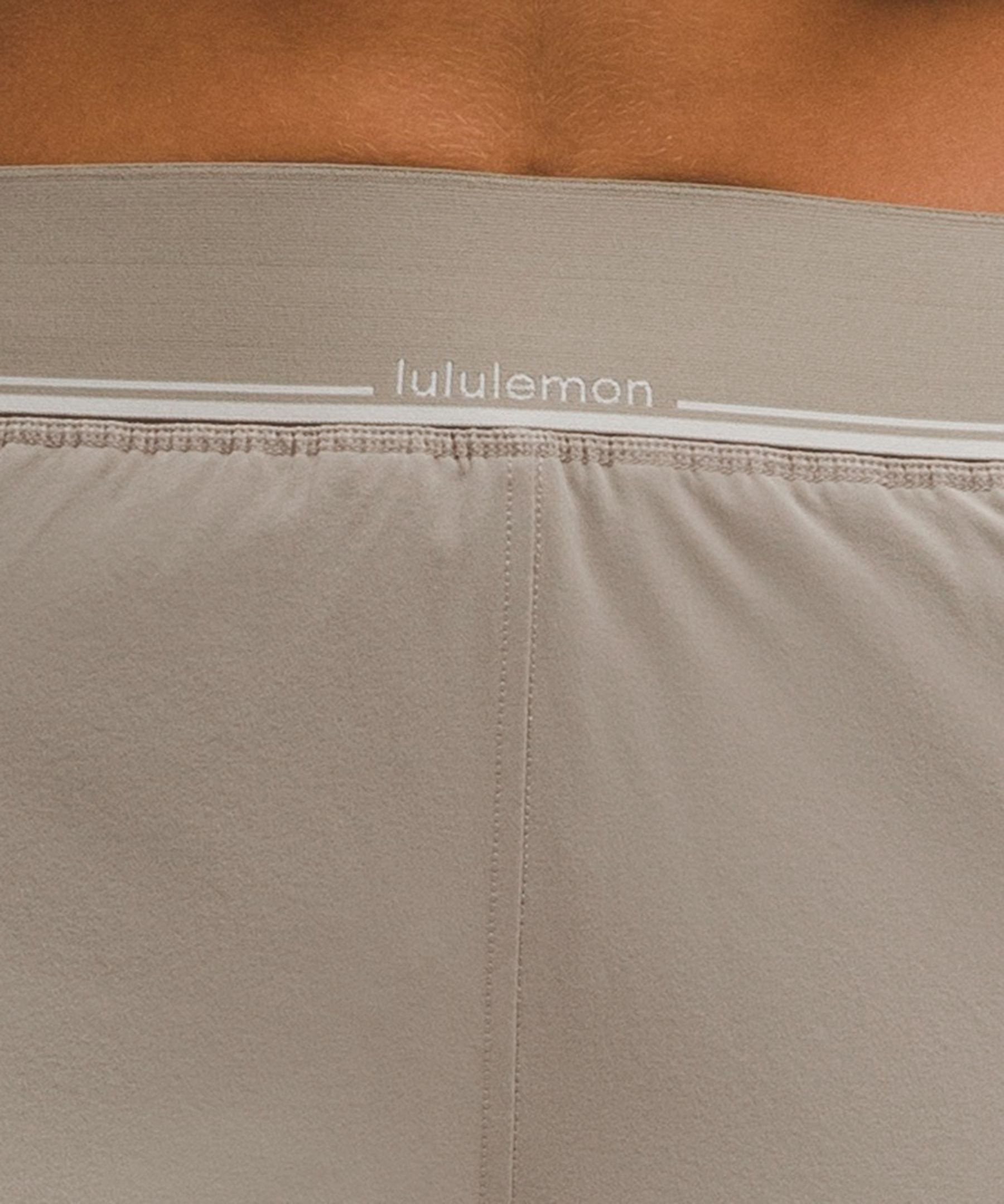 Lululemon Women's Swift Relaxed Short 9" *Logo Waistband