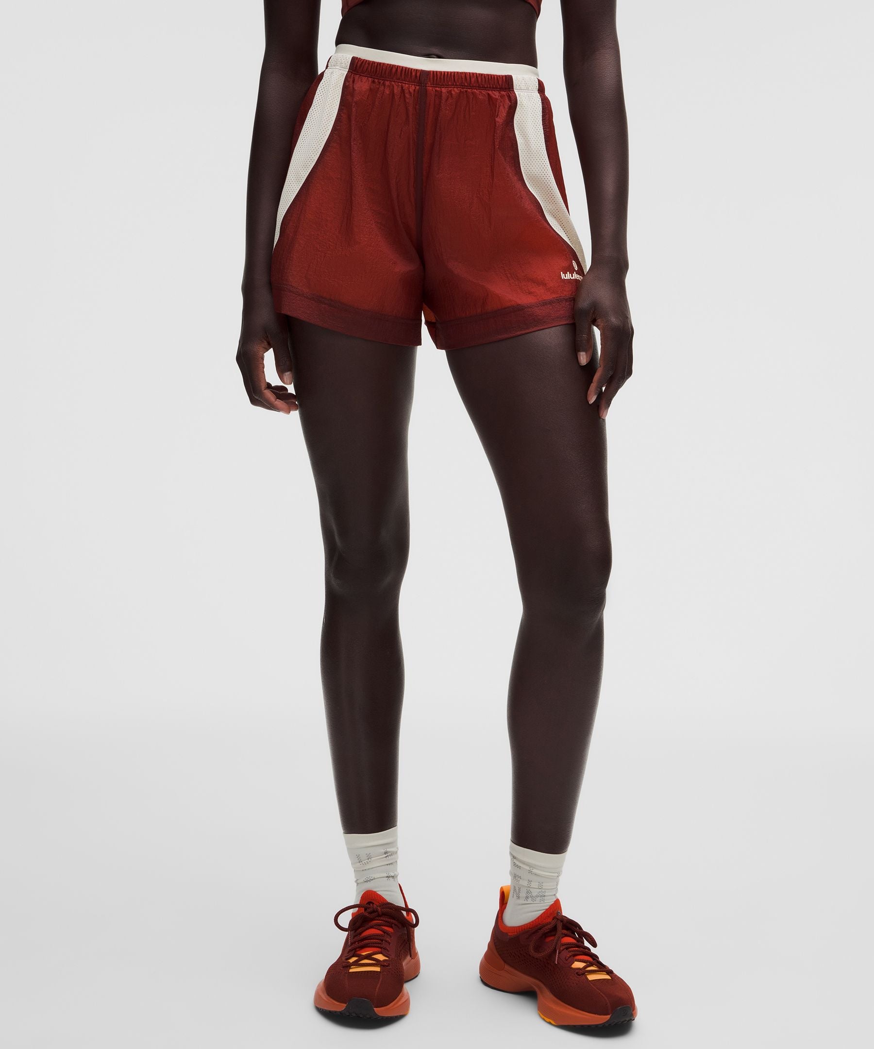 #color_cranberry-charm