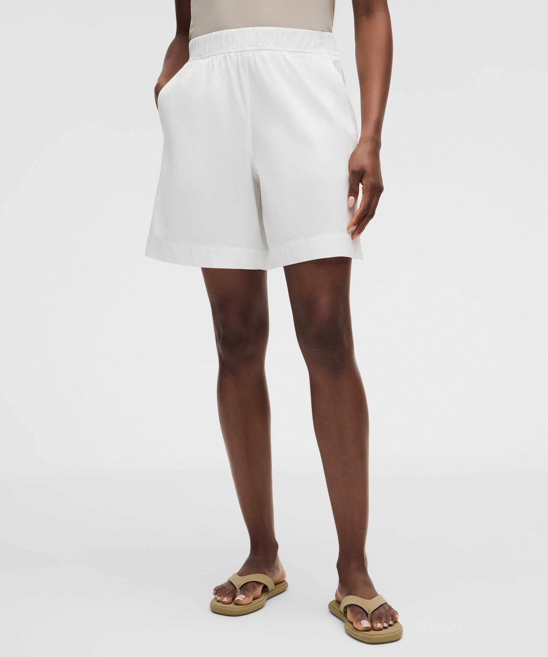Lululemon Women's LuluLinen High-Rise Relaxed-Fit Short 7"
