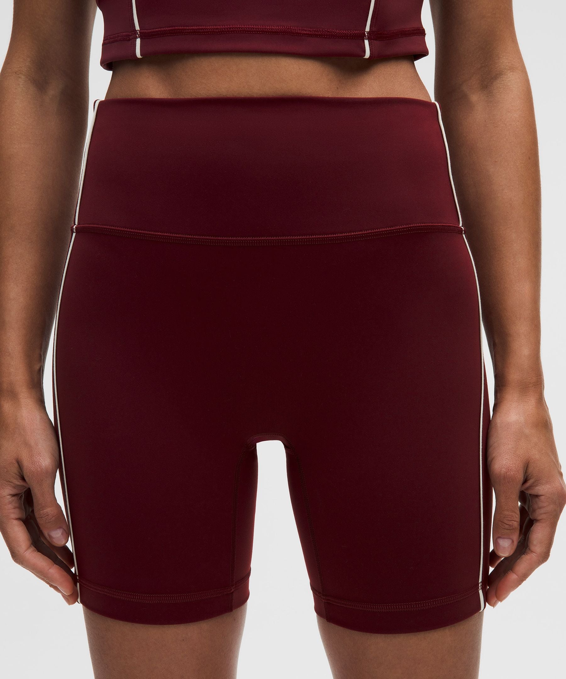 Lululemon Women's Wunder Train No-Line Piped High-Rise Short 6"