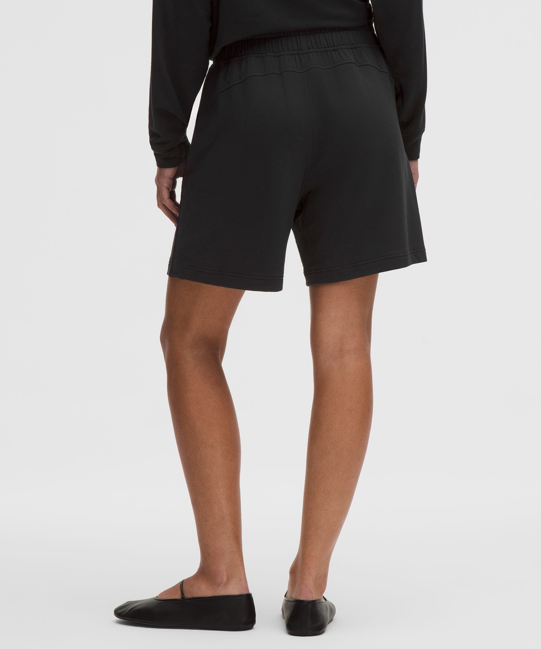 Lululemon Women's BeCalm Mid-Rise Bermuda Short