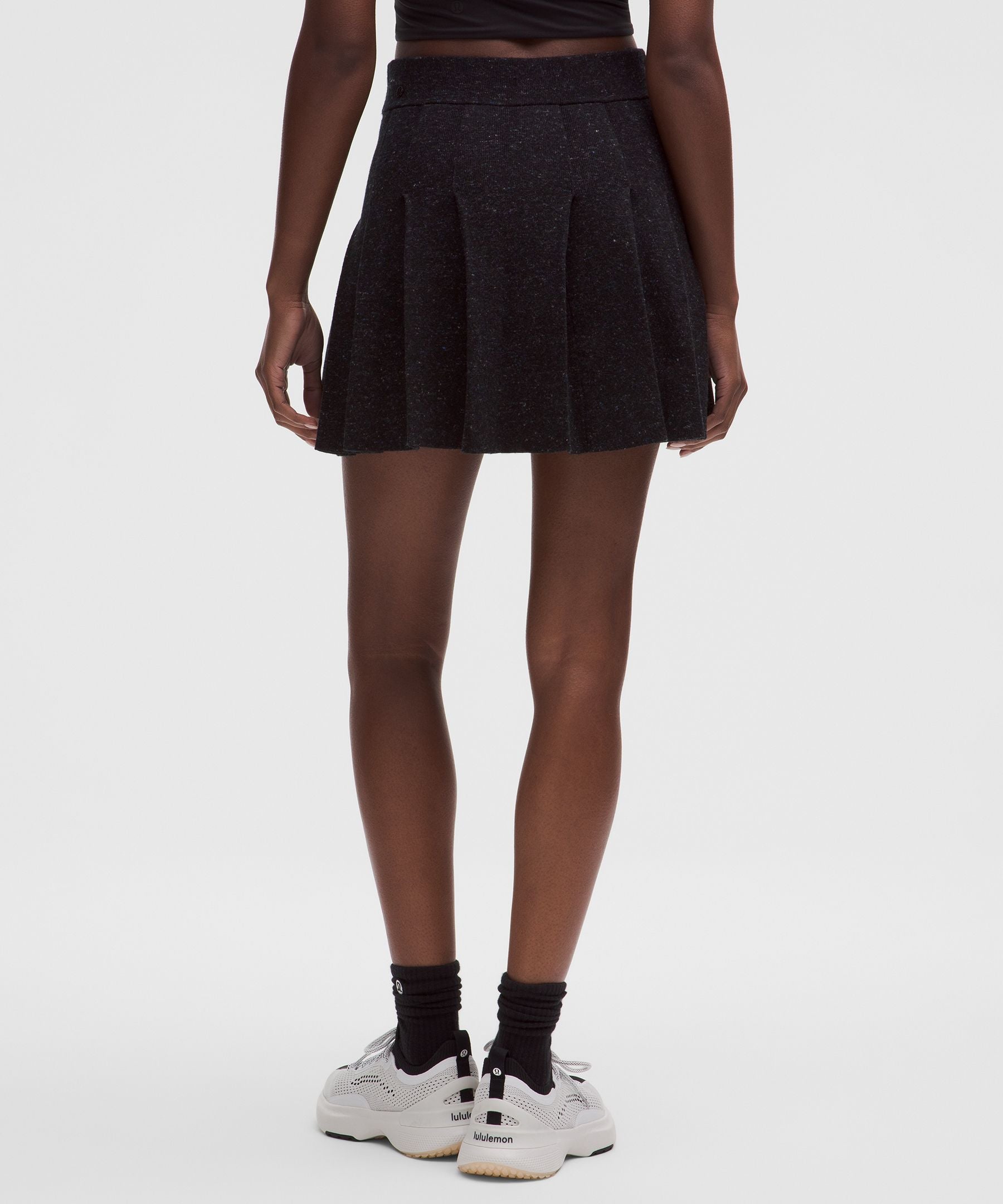 Lululemon Ribbed Merino Wool Mid-Rise Pleated Skirt
