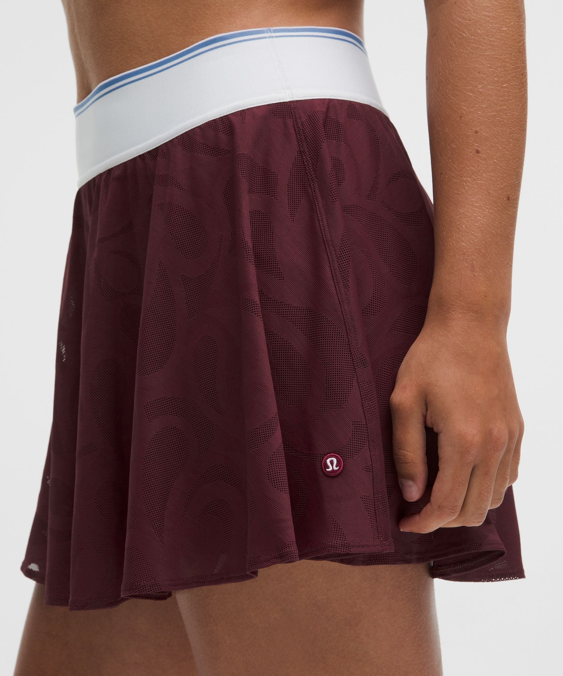 #color_burgundy-bay