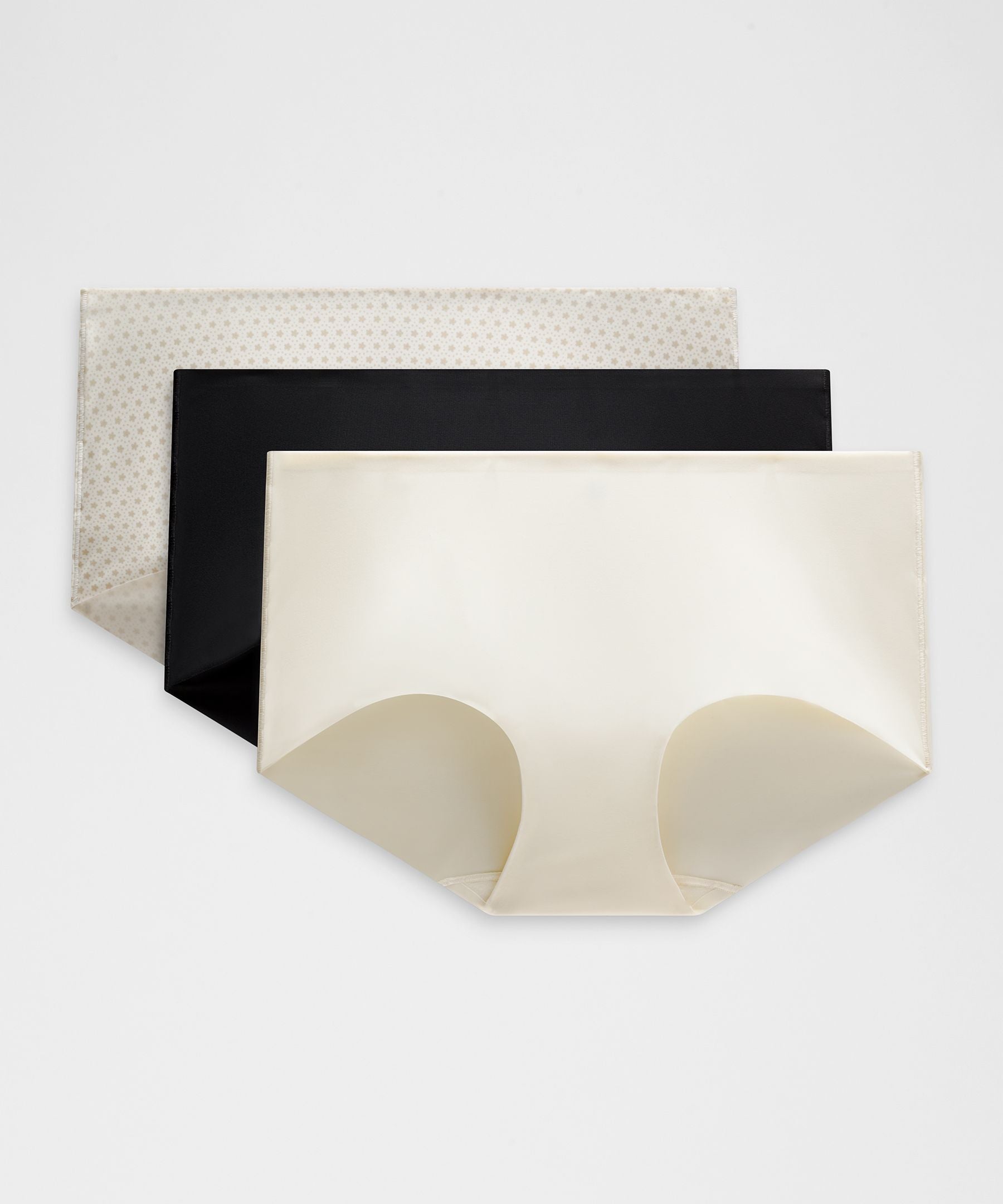 #color_black/coconut-ivory/flower-dot-soft-ivory-mojave-tan