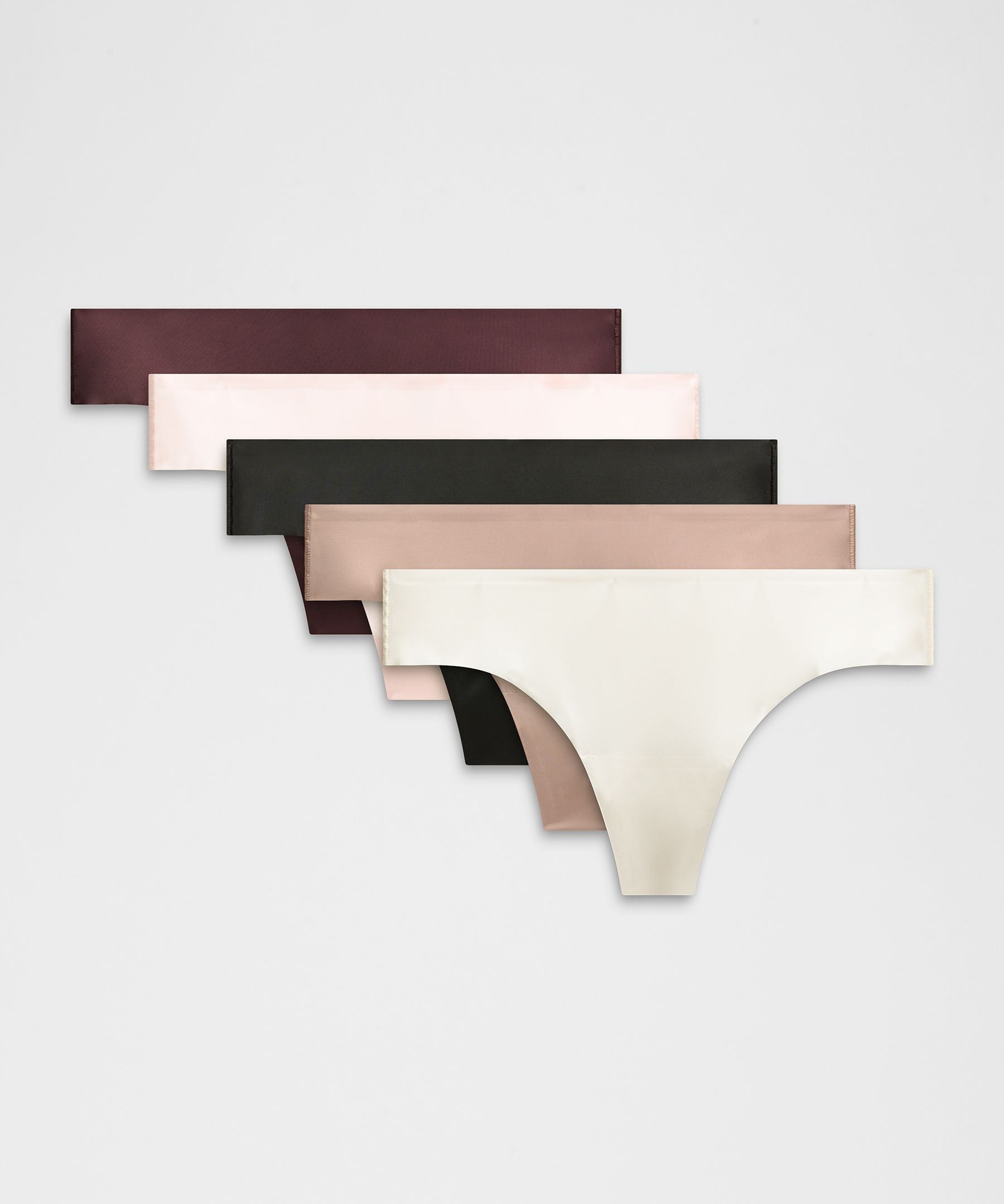 #color_black/light-ivory/twilight-rose/blush-quartz/black-plum