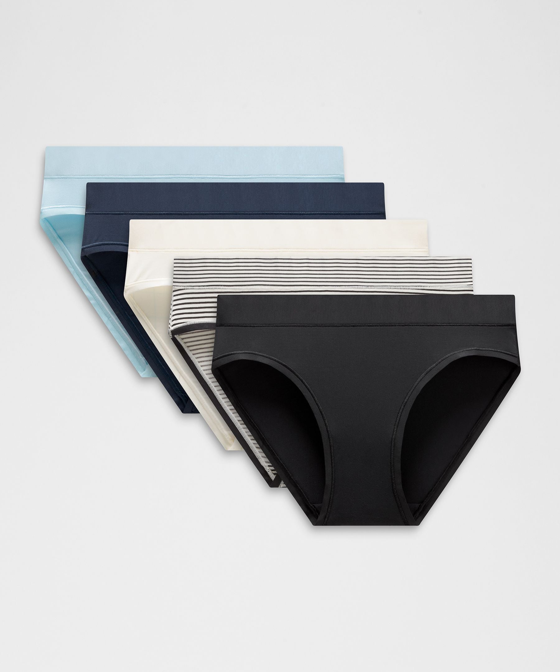 #color_black/coconut-ivory/foam-cloud/trim-stripe-print-coconut-ivory-black/true-navy