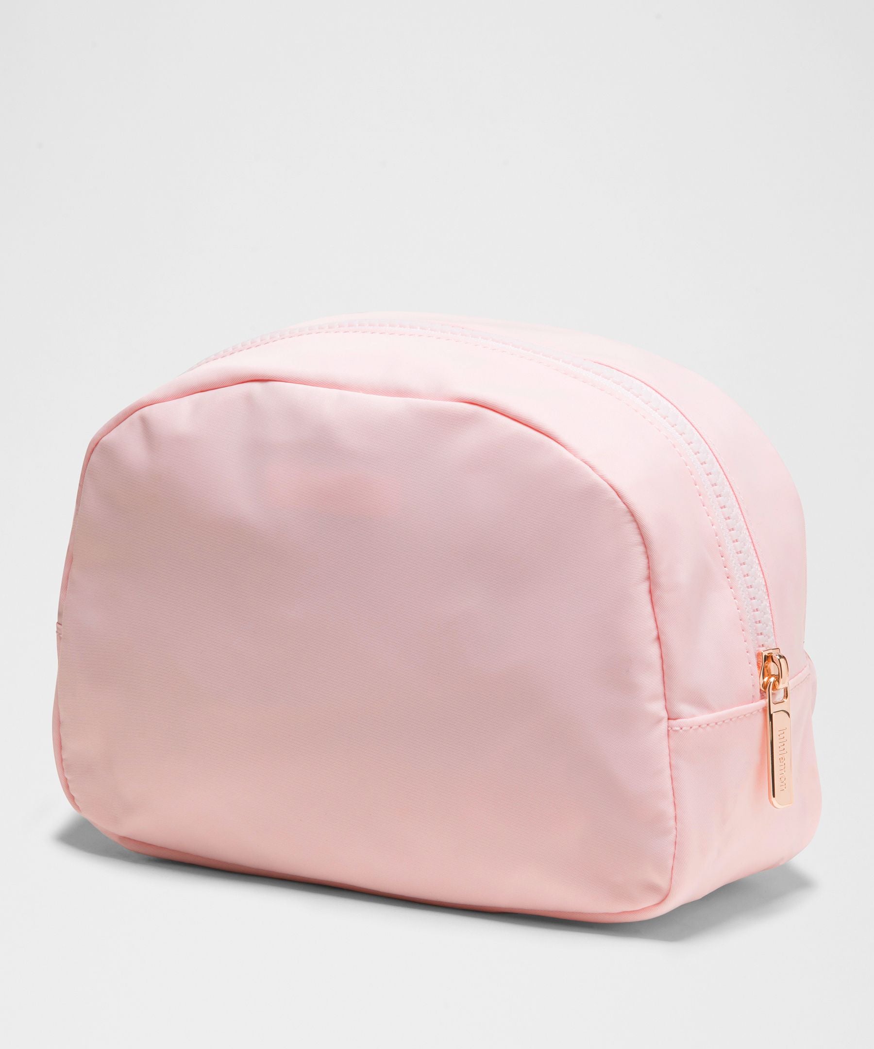 Lululemon City Essentials Pouch 4L