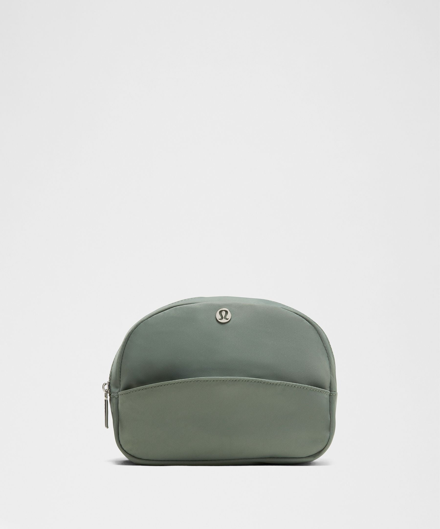 Lululemon City Essentials Pouch 4L