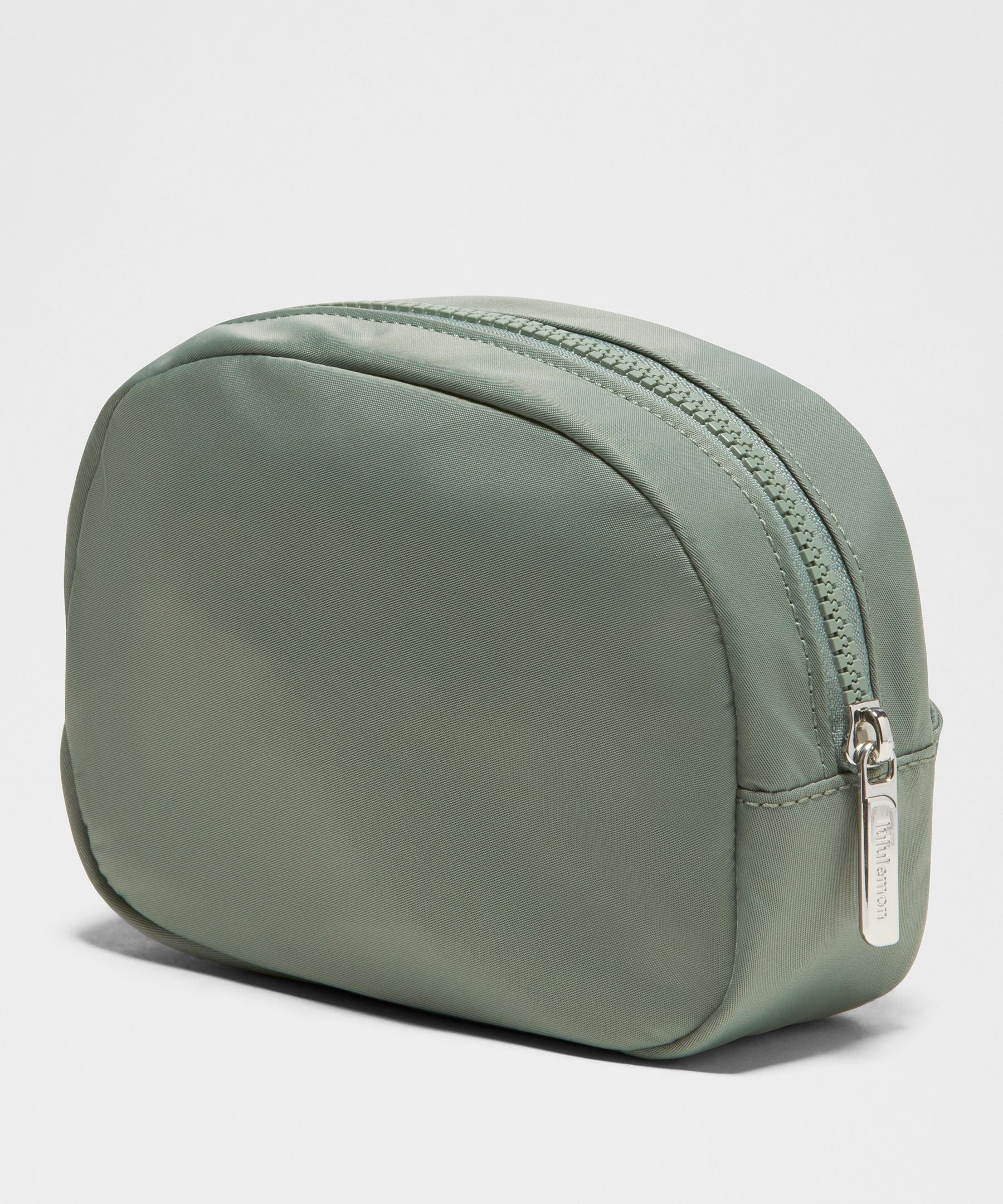 Lululemon City Essentials Pouch *Mini 2L