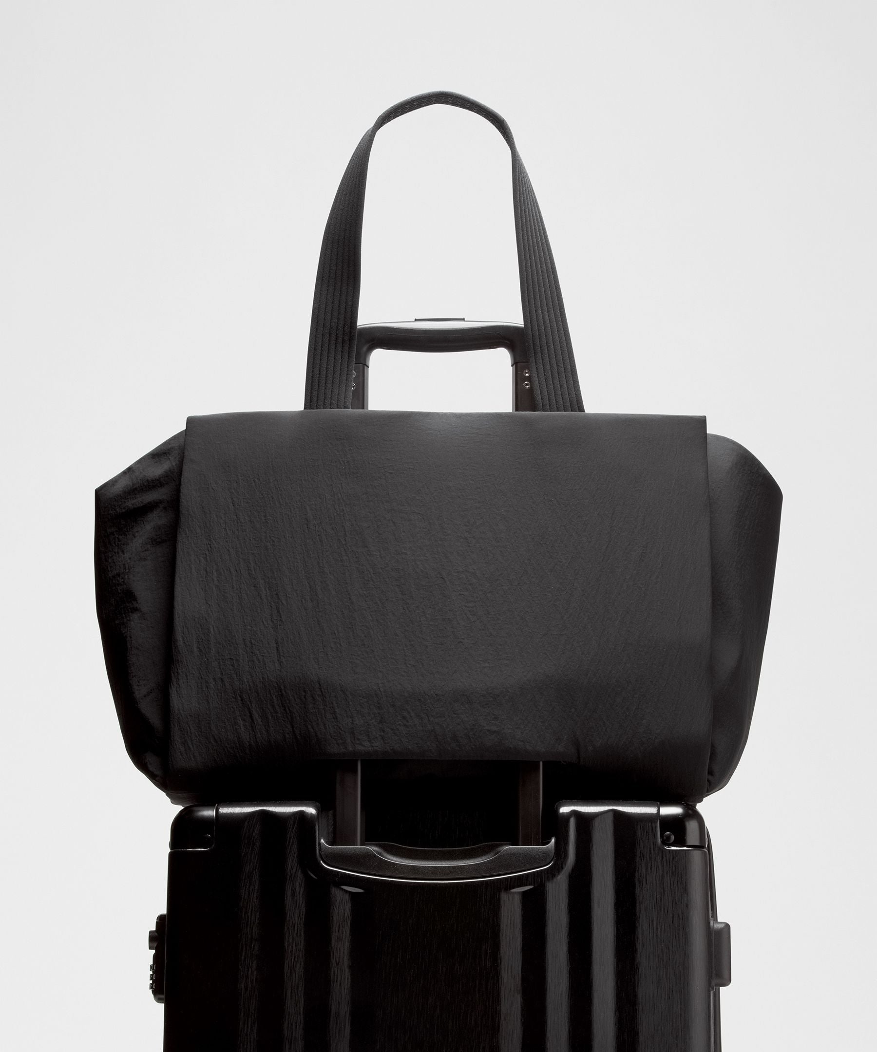 Lululemon Triple Compartment Tote Bag 18L