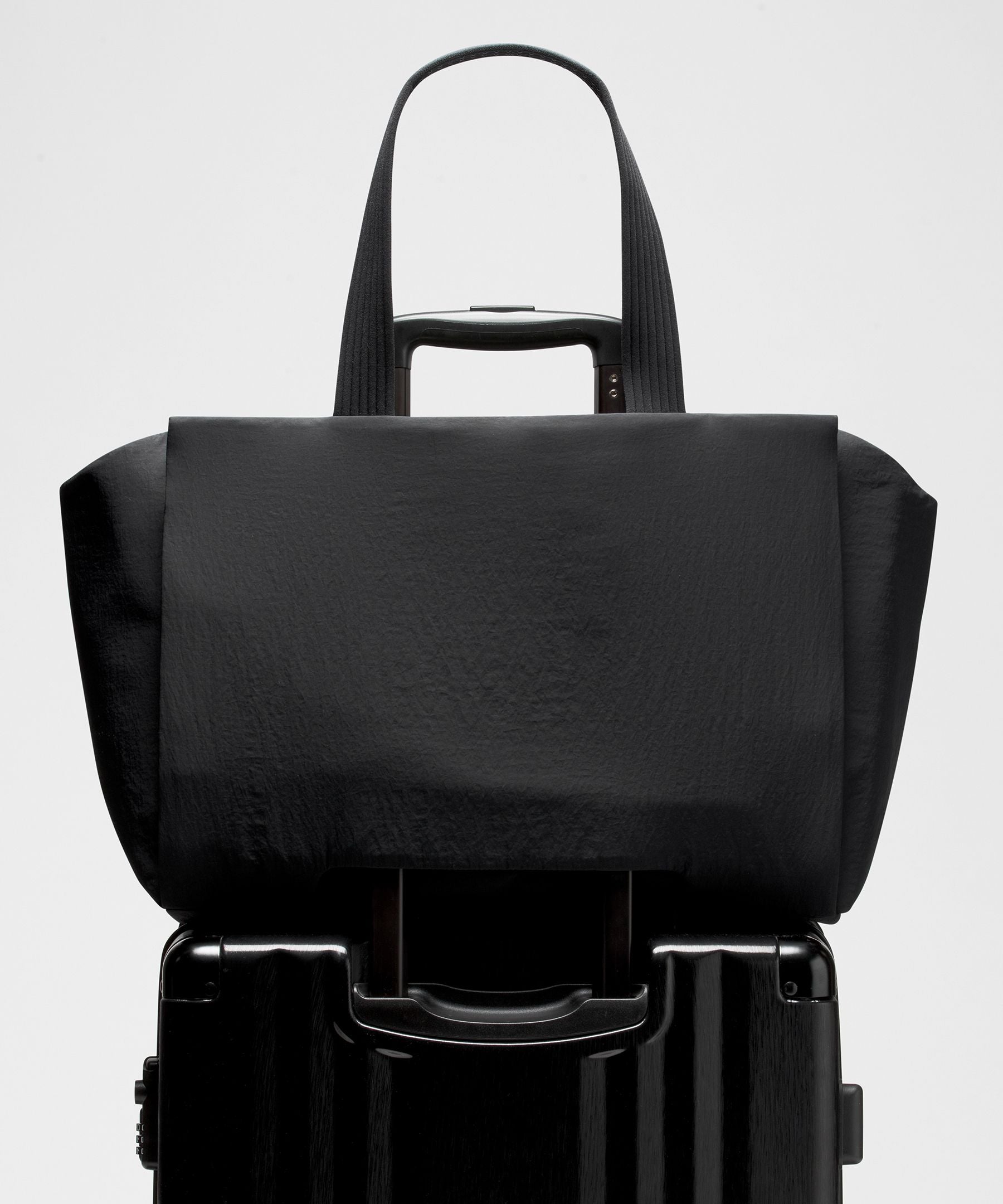 Lululemon Triple Compartment Tote Bag 18L