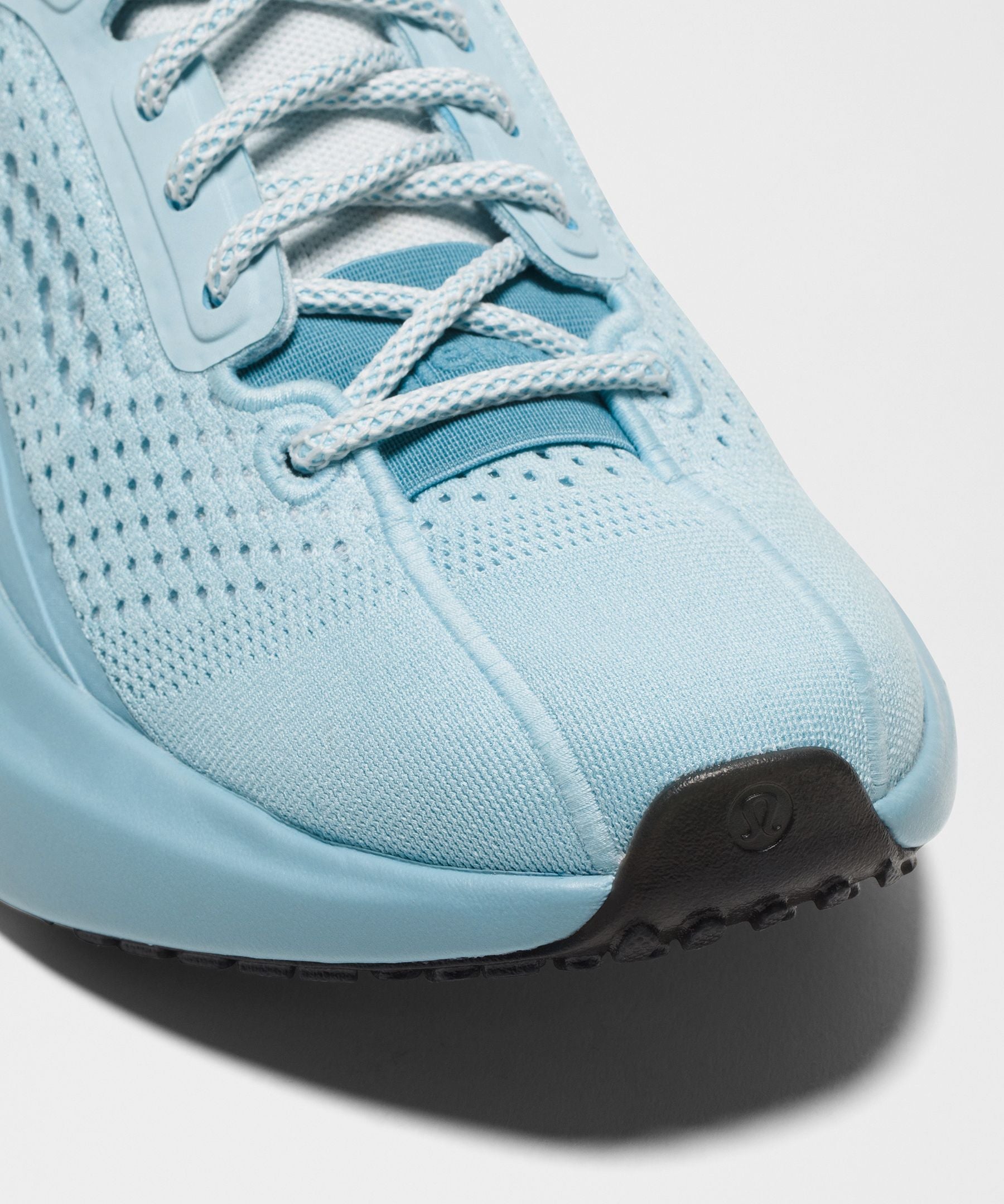 Lululemon Women's Chargefeel 3 Workout Shoe