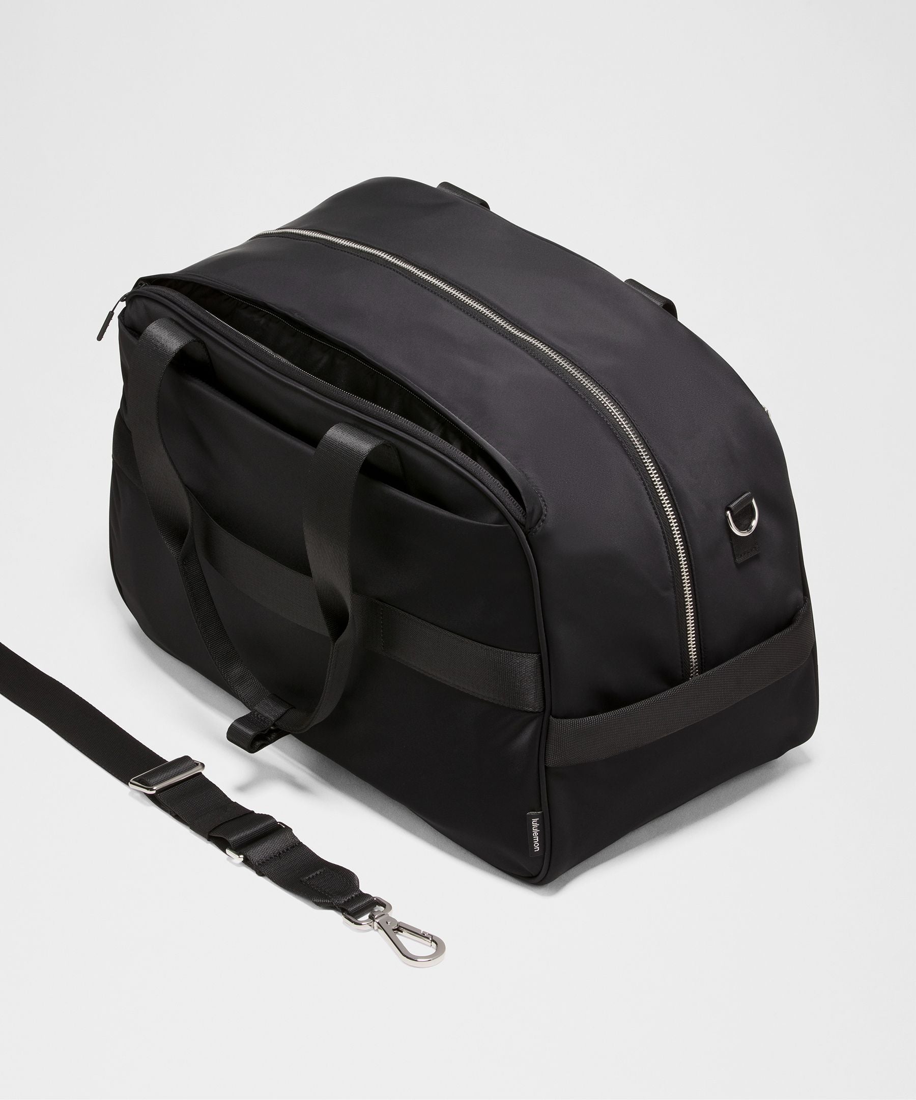 Lululemon City Essentials Duffle Bag 28L