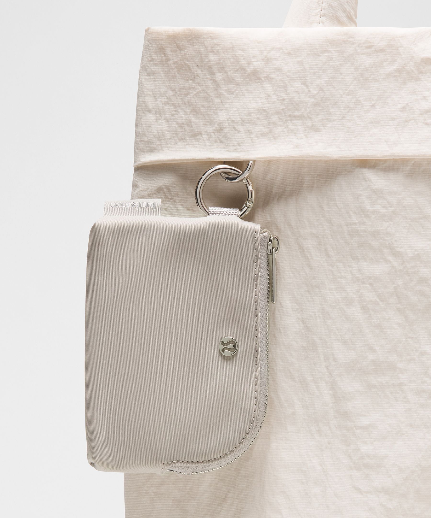 Lululemon Clippable Card Pouch *Metal Hardware