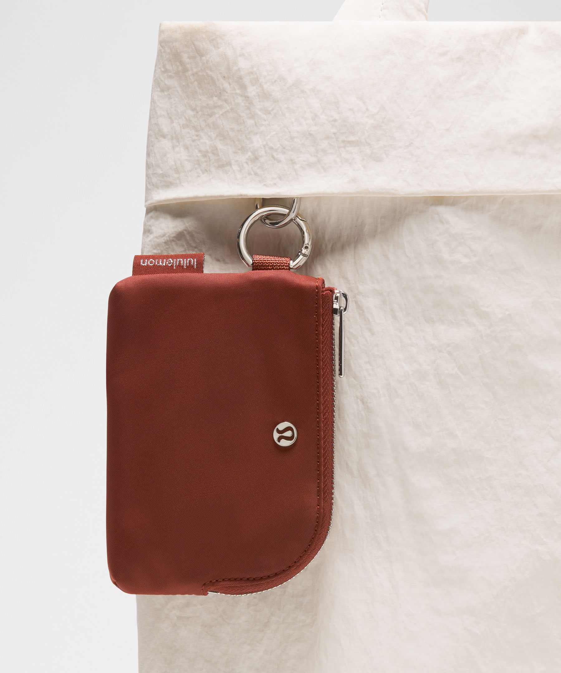 Lululemon Clippable Card Pouch *Metal Hardware