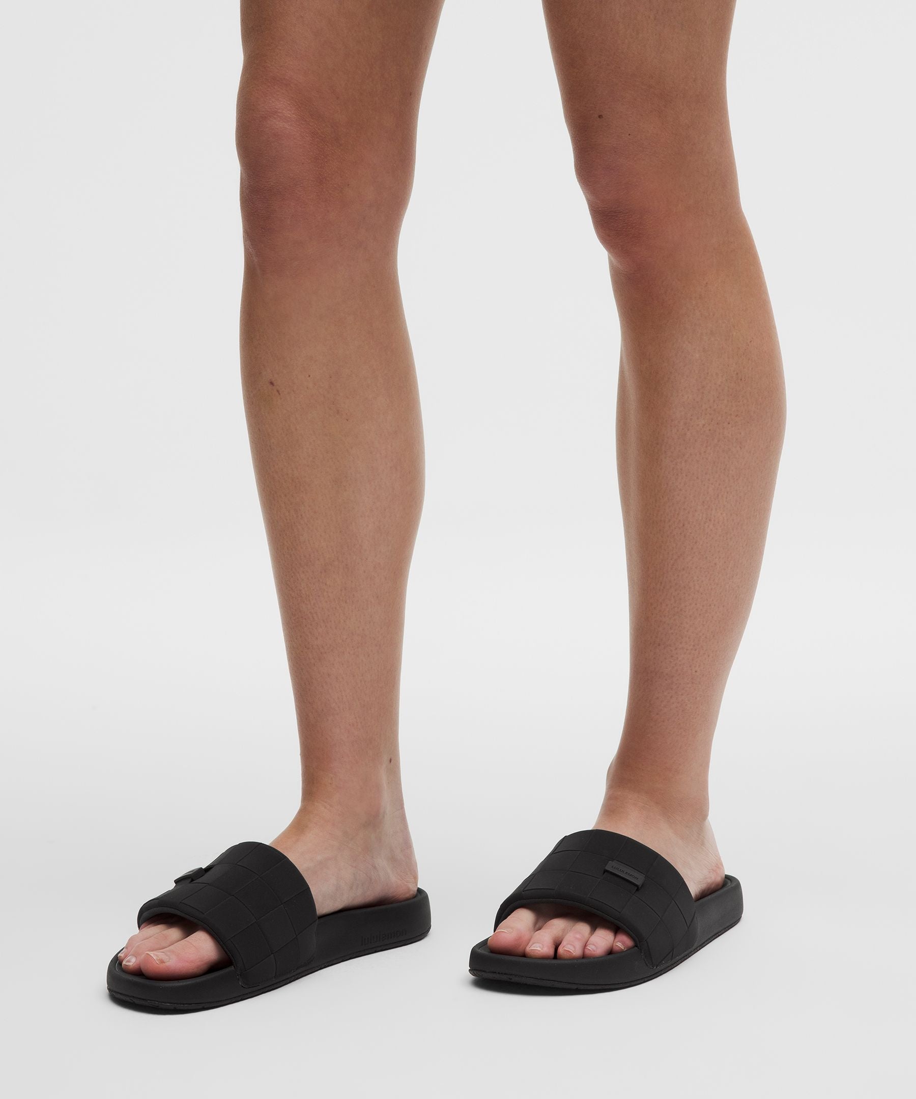 Lululemon Women's Restfeel Woven Slide