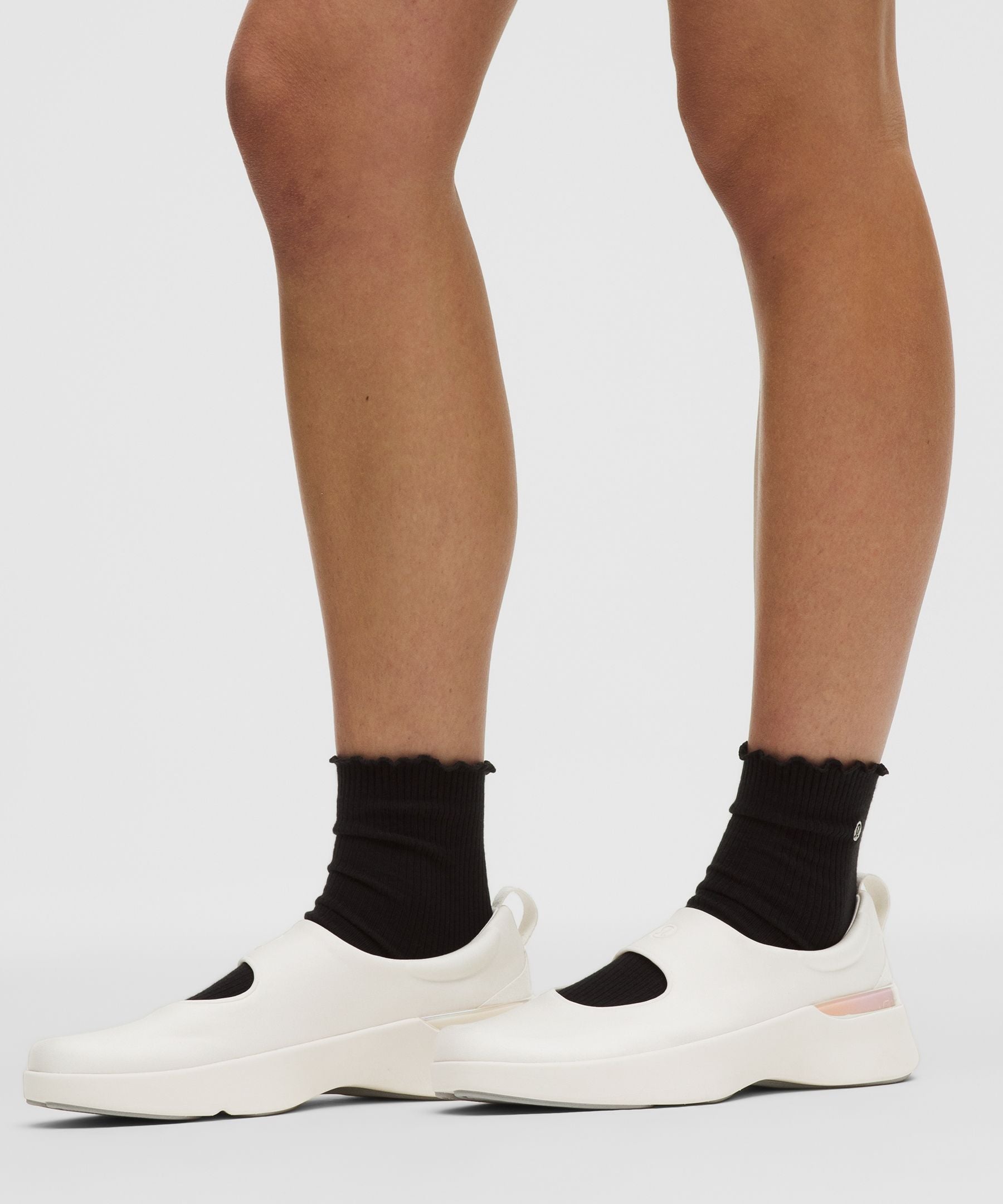 Lululemon Women's Mary Train Sneaker