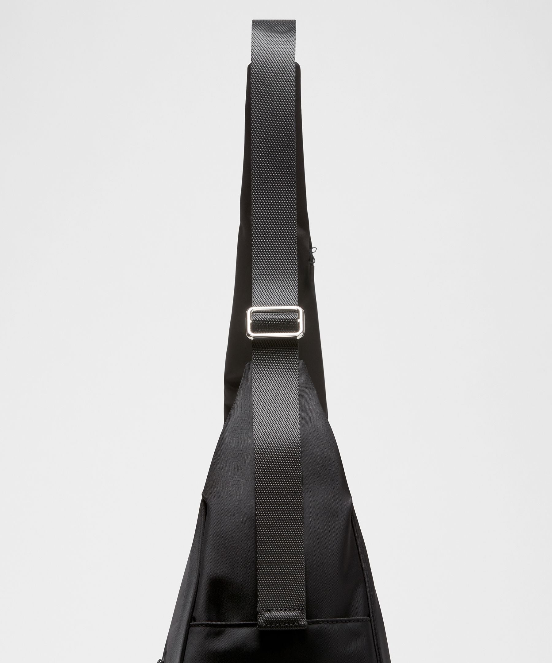 Lululemon City Essentials Oversized Shoulder Bag 18L