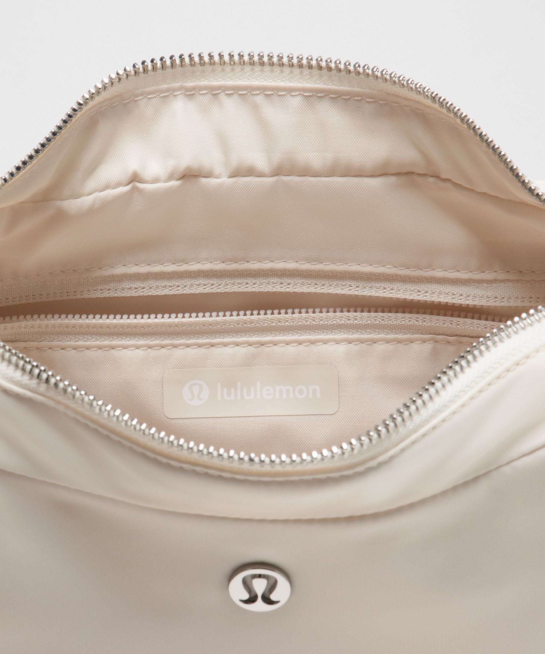 Lululemon City Essentials Shoulder Bag 4L
