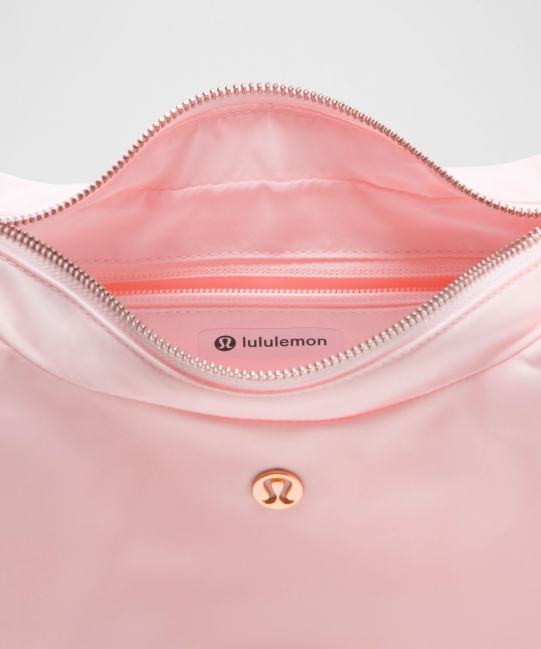 Lululemon City Essentials Shoulder Bag 4L
