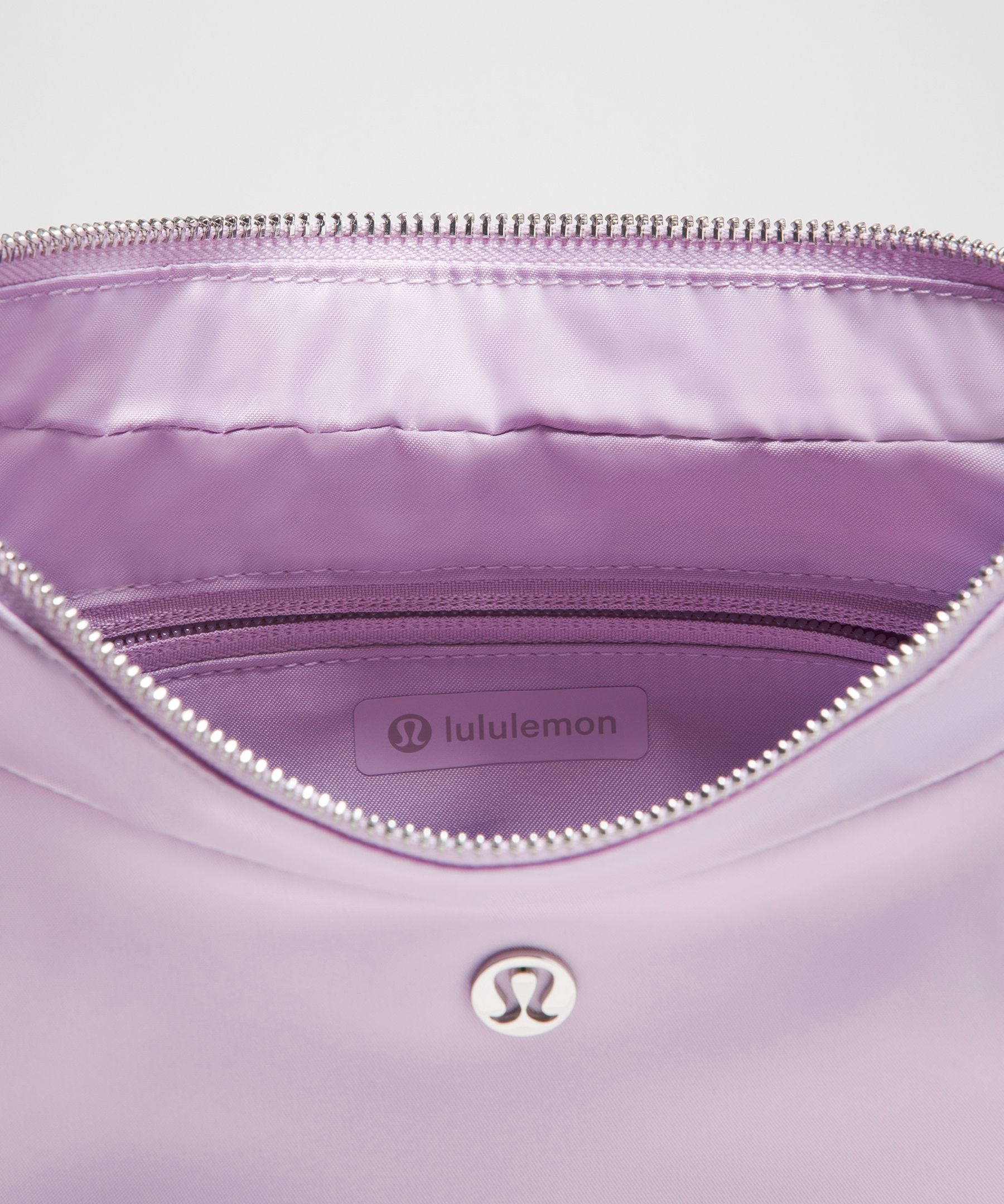 Lululemon City Essentials Shoulder Bag 4L