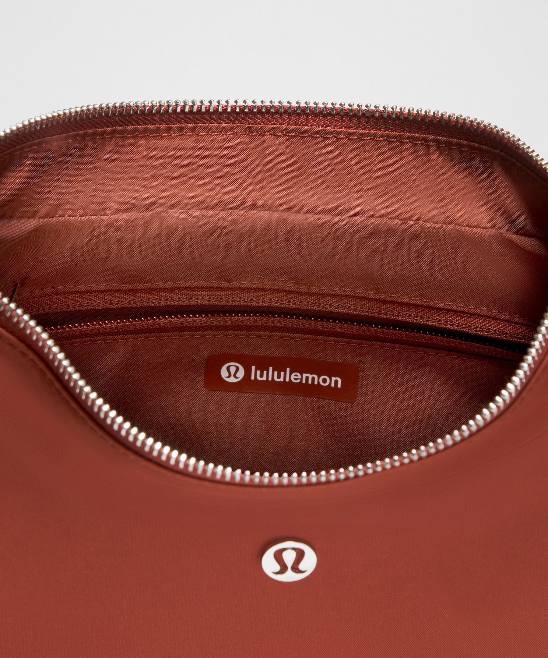 Lululemon City Essentials Shoulder Bag 4L