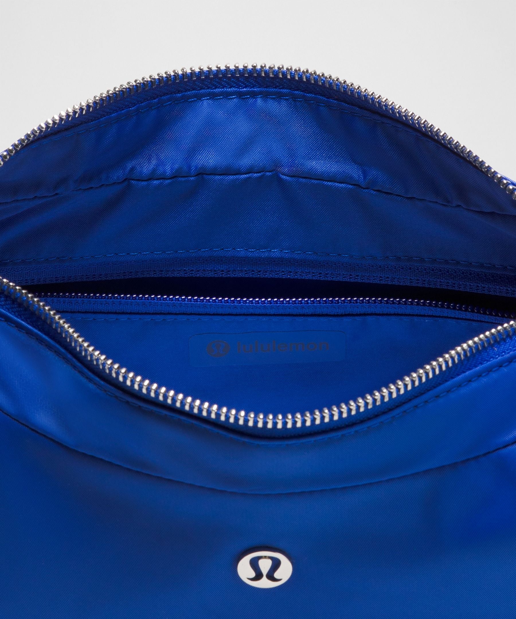 Lululemon City Essentials Shoulder Bag 4L