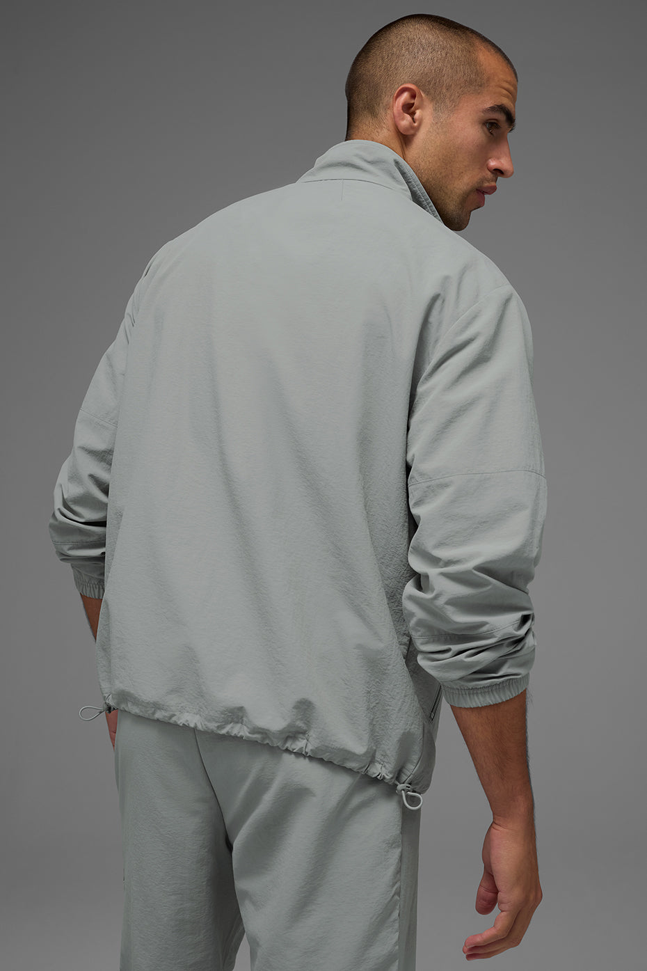 Alo Yoga Light Weight Takeaway Track Pullover