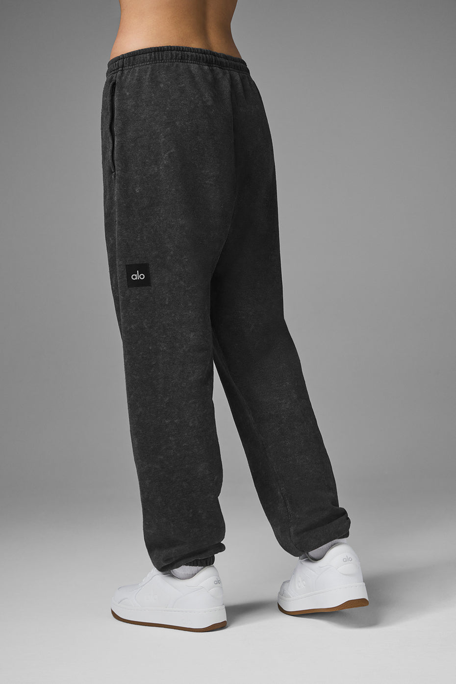 Alo Yoga Women'S Chill Vintage Wash Sweatpant