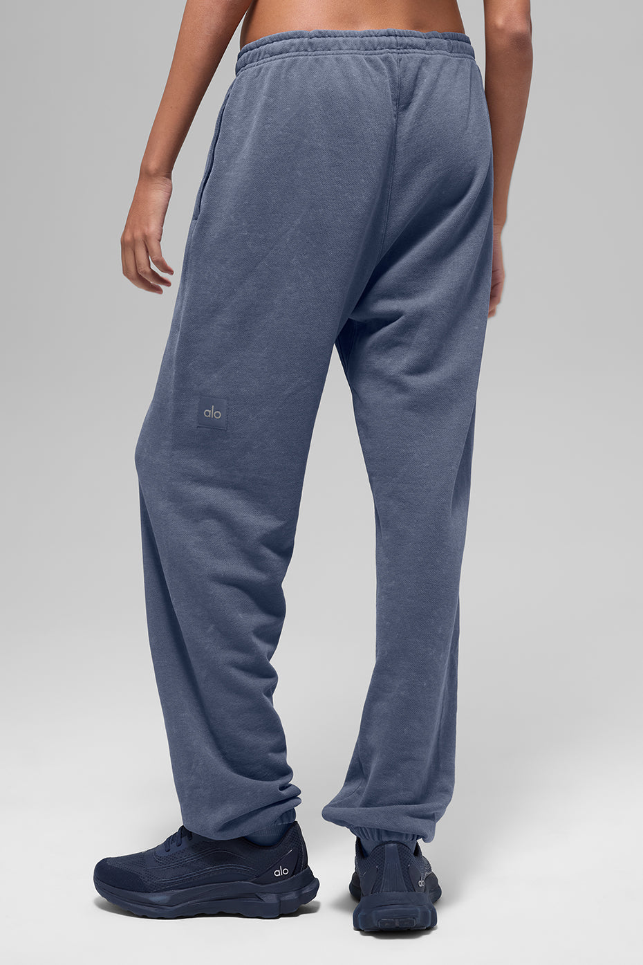 Alo Yoga Women'S Chill Vintage Wash Sweatpant