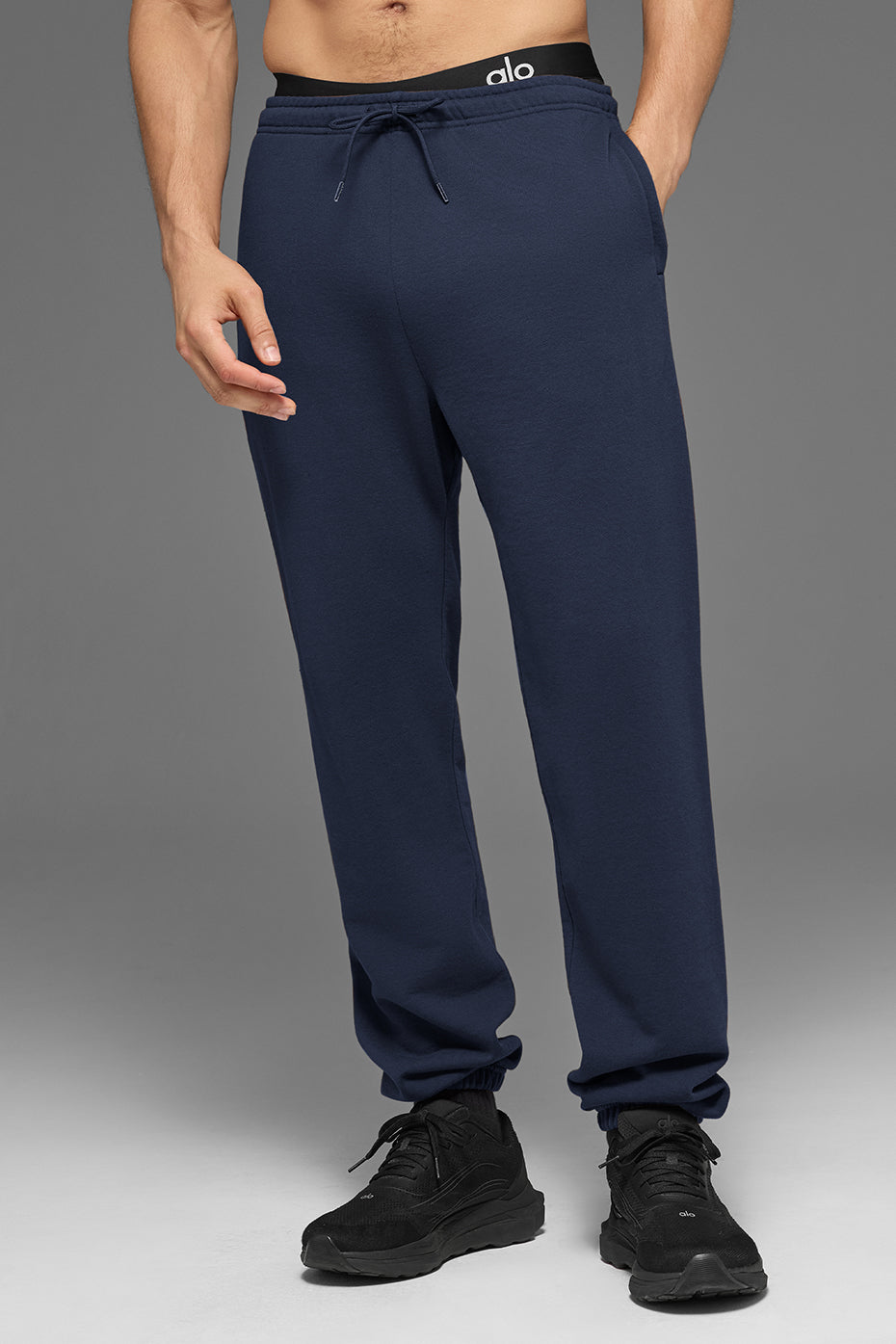 Alo Yoga Chill Sweatpant