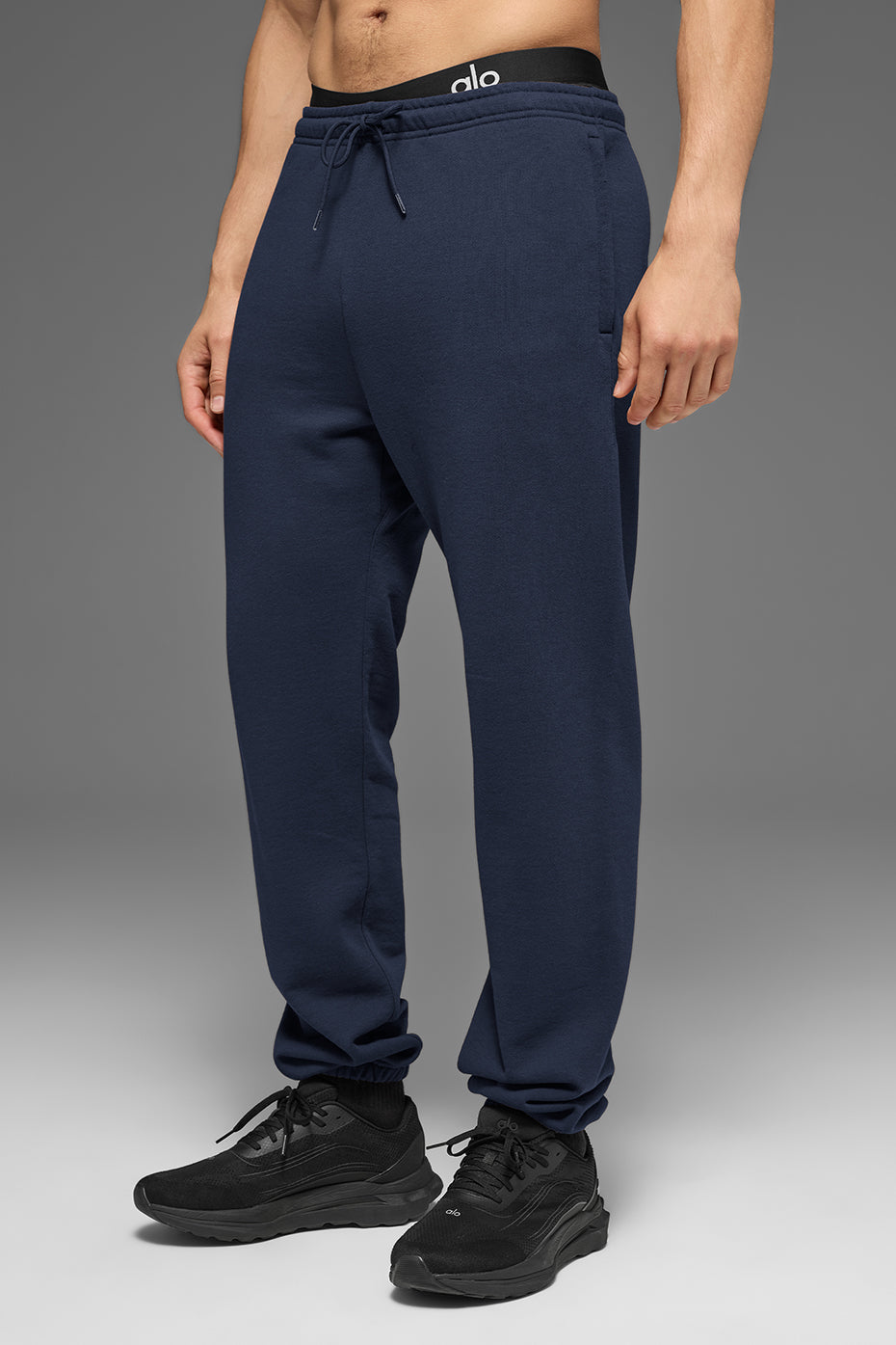 Alo Yoga Chill Sweatpant