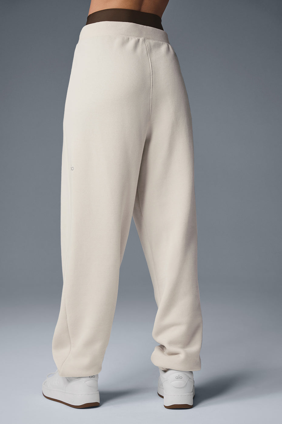 Alo Yoga Women'S Triumph Restore Sweatpant