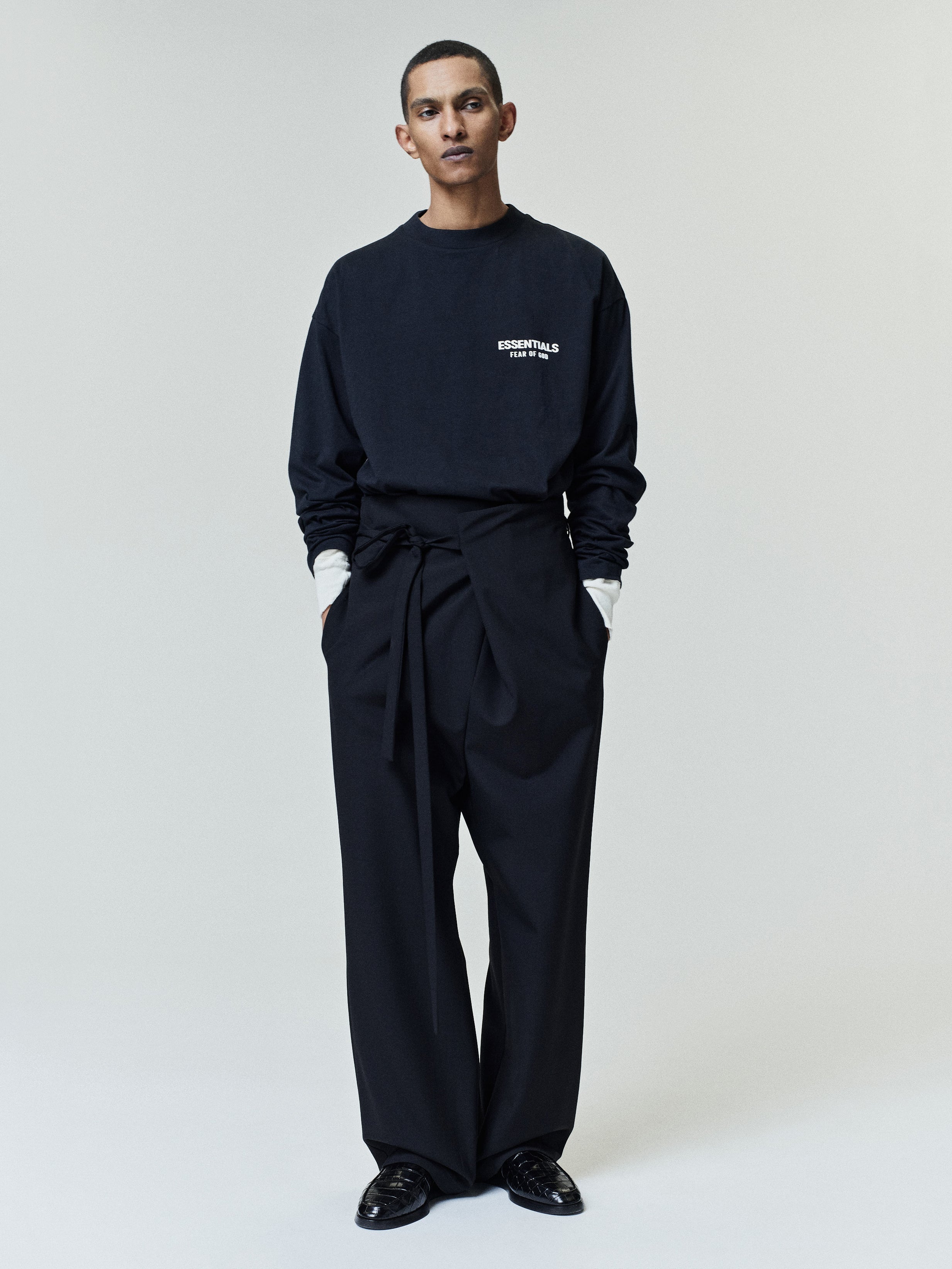 Essentials Essentials Ss26 Classic Long Sleeve Tee Vintage Black / White