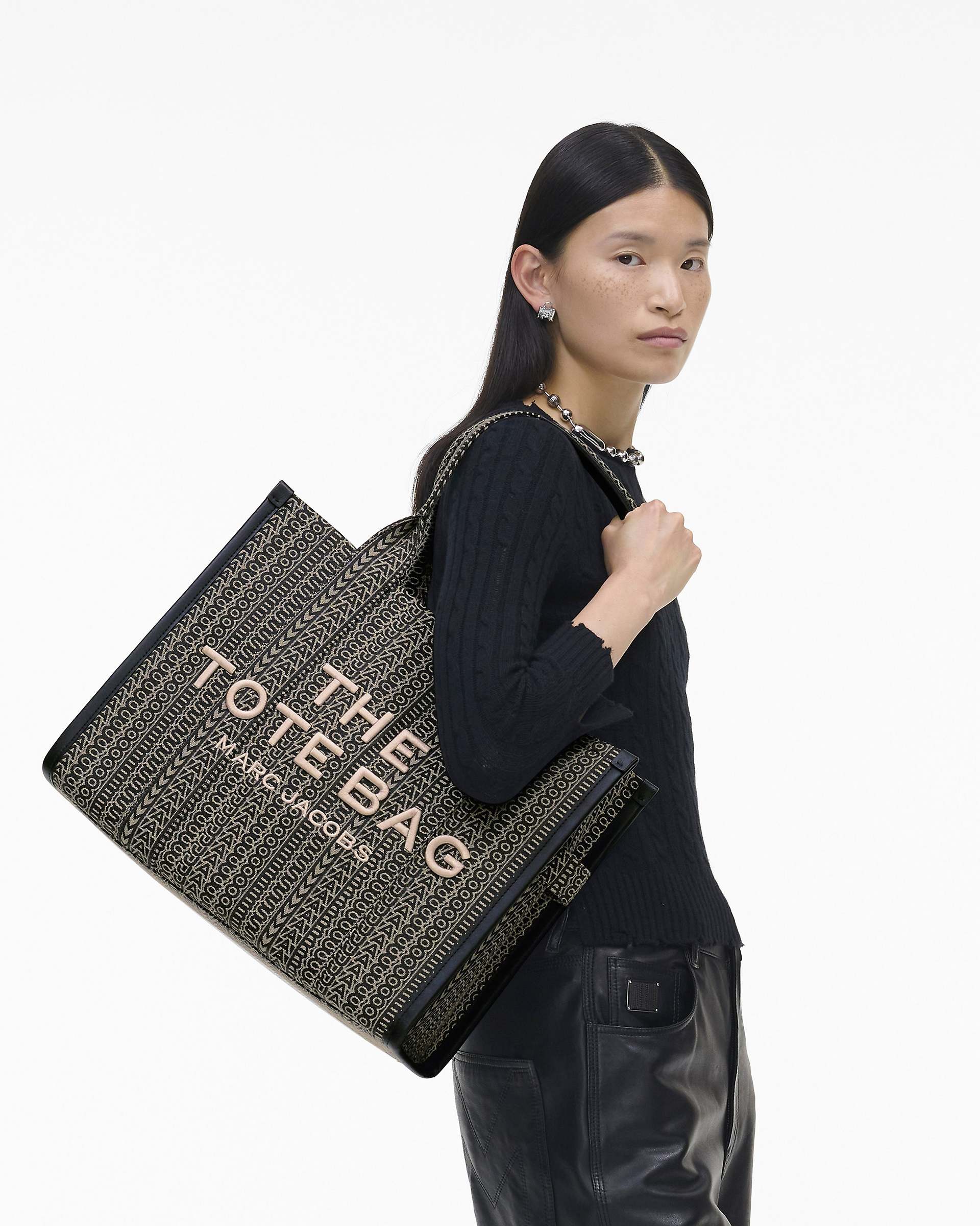 Marc Jacobs Marc Jacobs The Monogram Jacquard Large Tote Bag Beige Multi Beige Multi