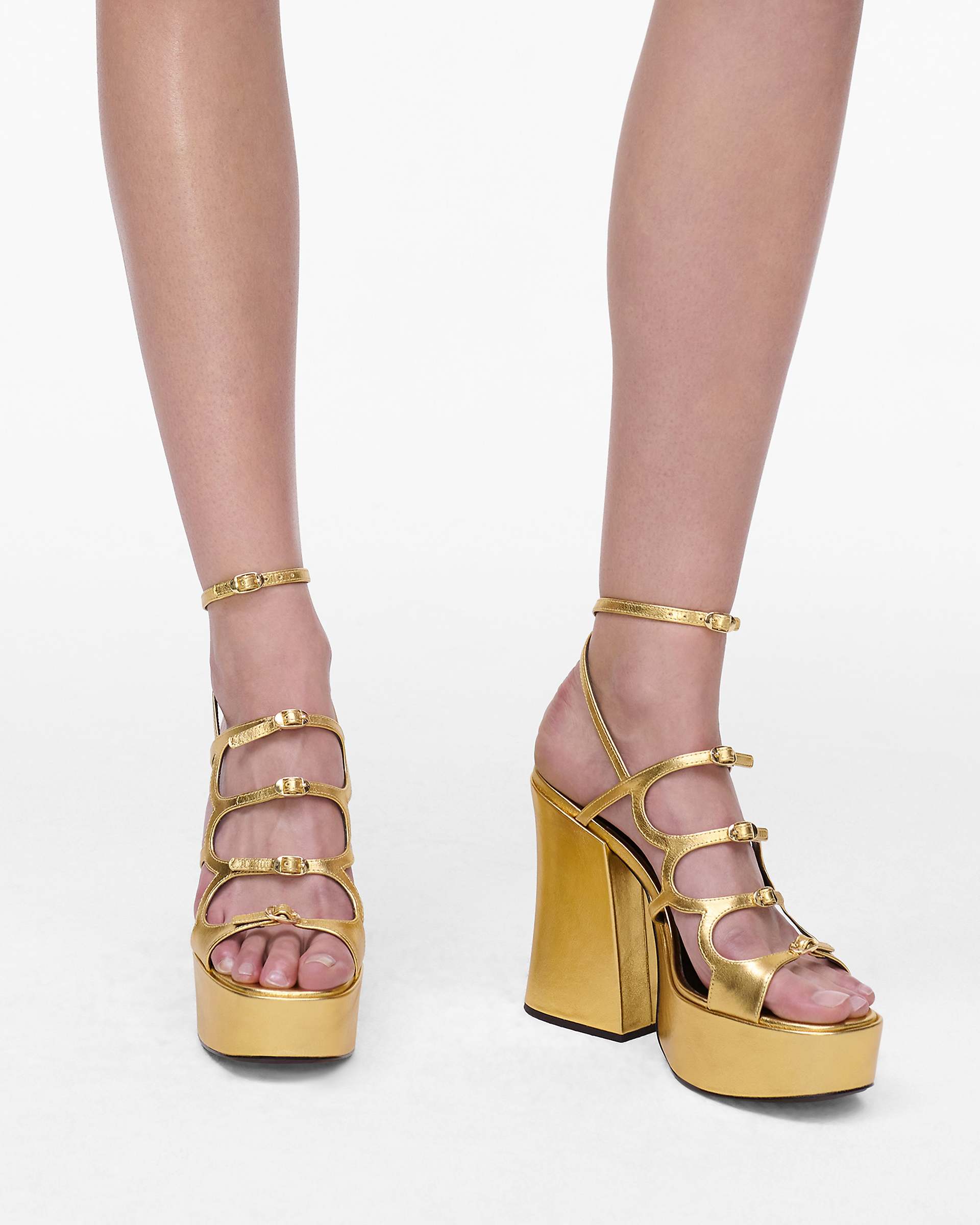 Marc Jacobs Marc Jacobs The Metallic Leather Kiki Platform Sandal Gold Gold