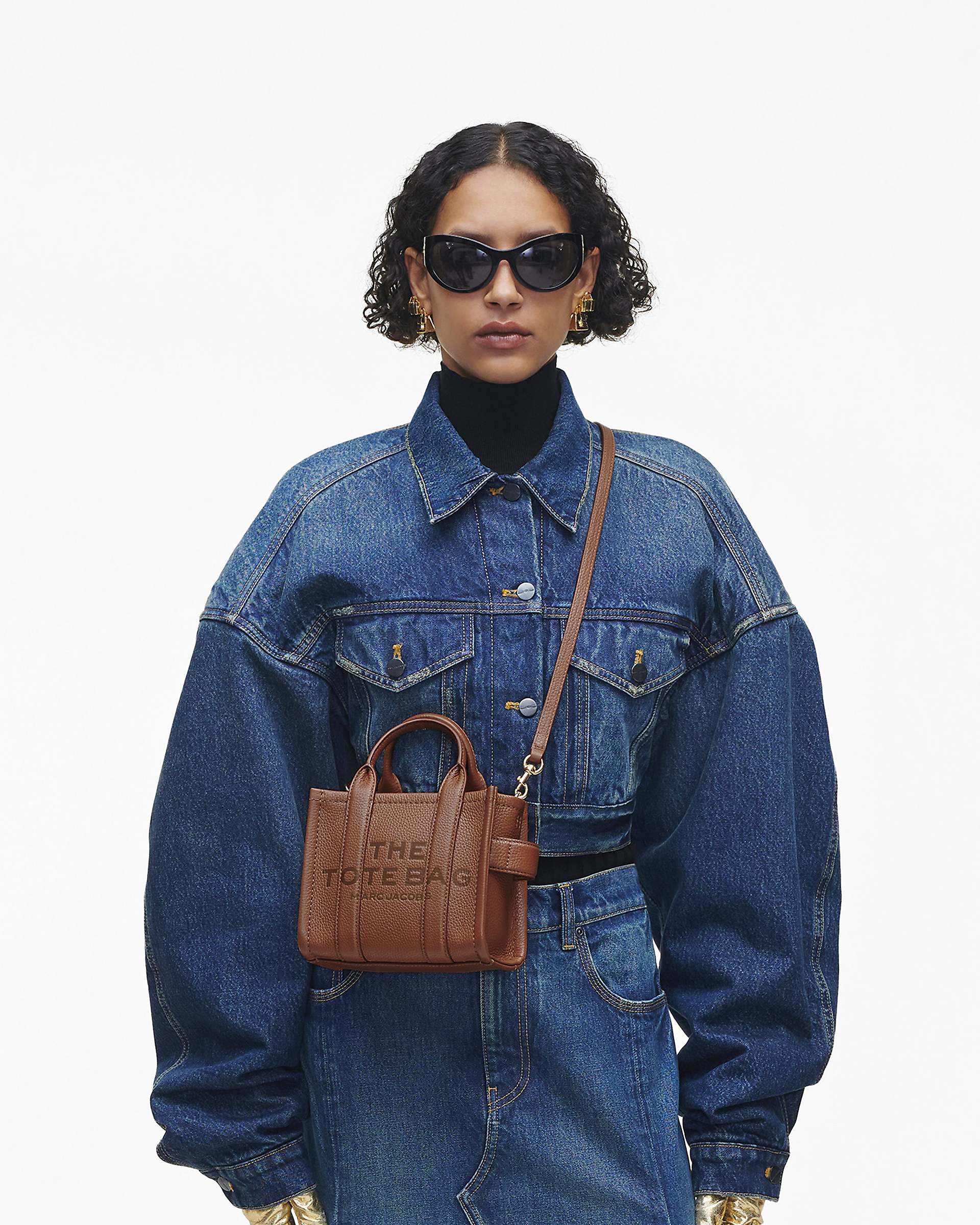 Marc Jacobs Marc Jacobs The Leather Crossbody Tote Bag Argan Oil Argan Oil