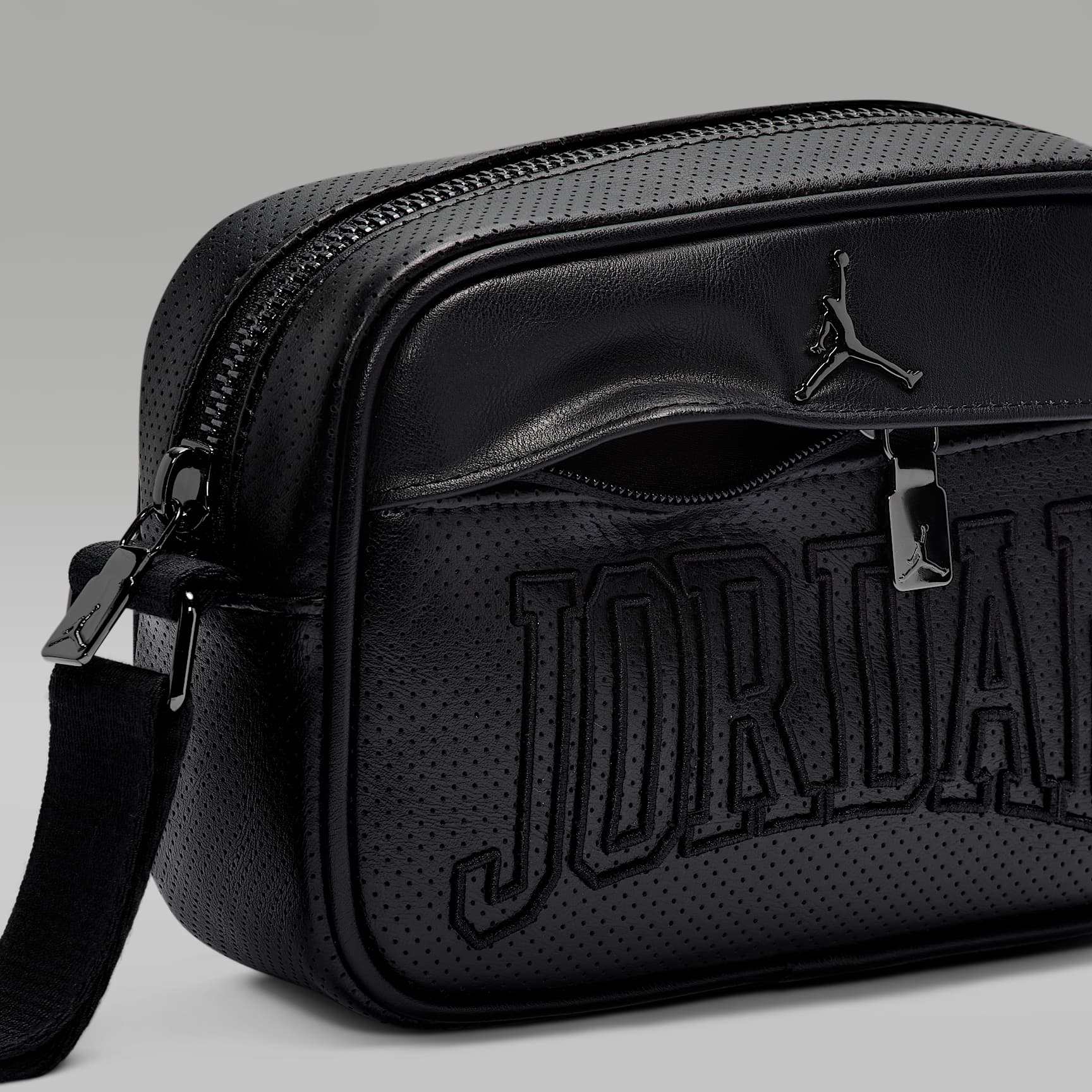 Nike Jordan Perforated Camera Bag (1.6L)