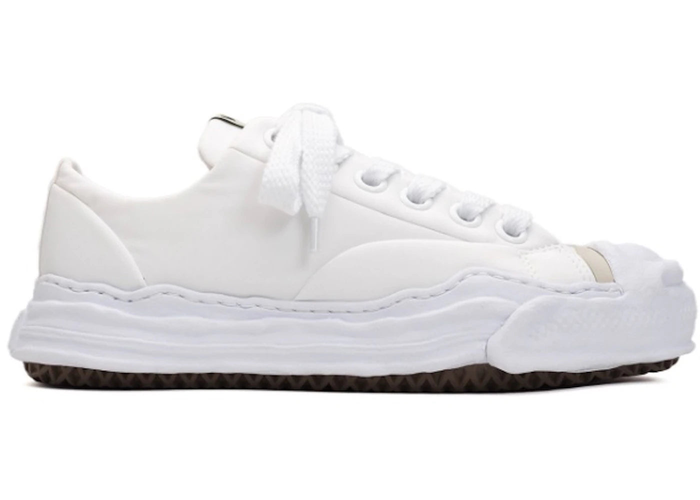 maison mihara yasuhiro hank og sole nylon puffer low white
